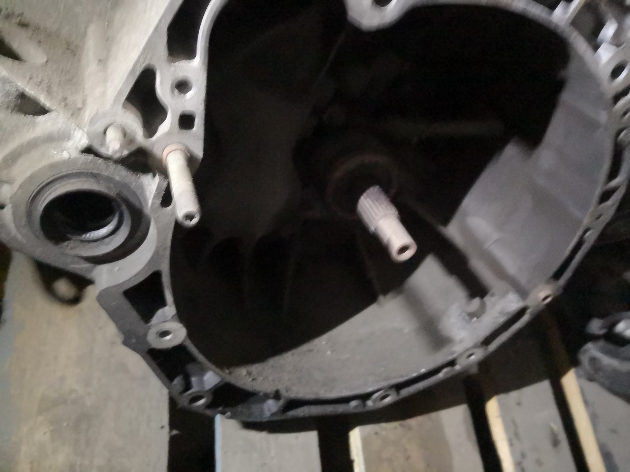 Caixa de Velocidades RENAULT MEGANE II (BM0/1_, CM0/1_) | 01 - 12 Imagem-2