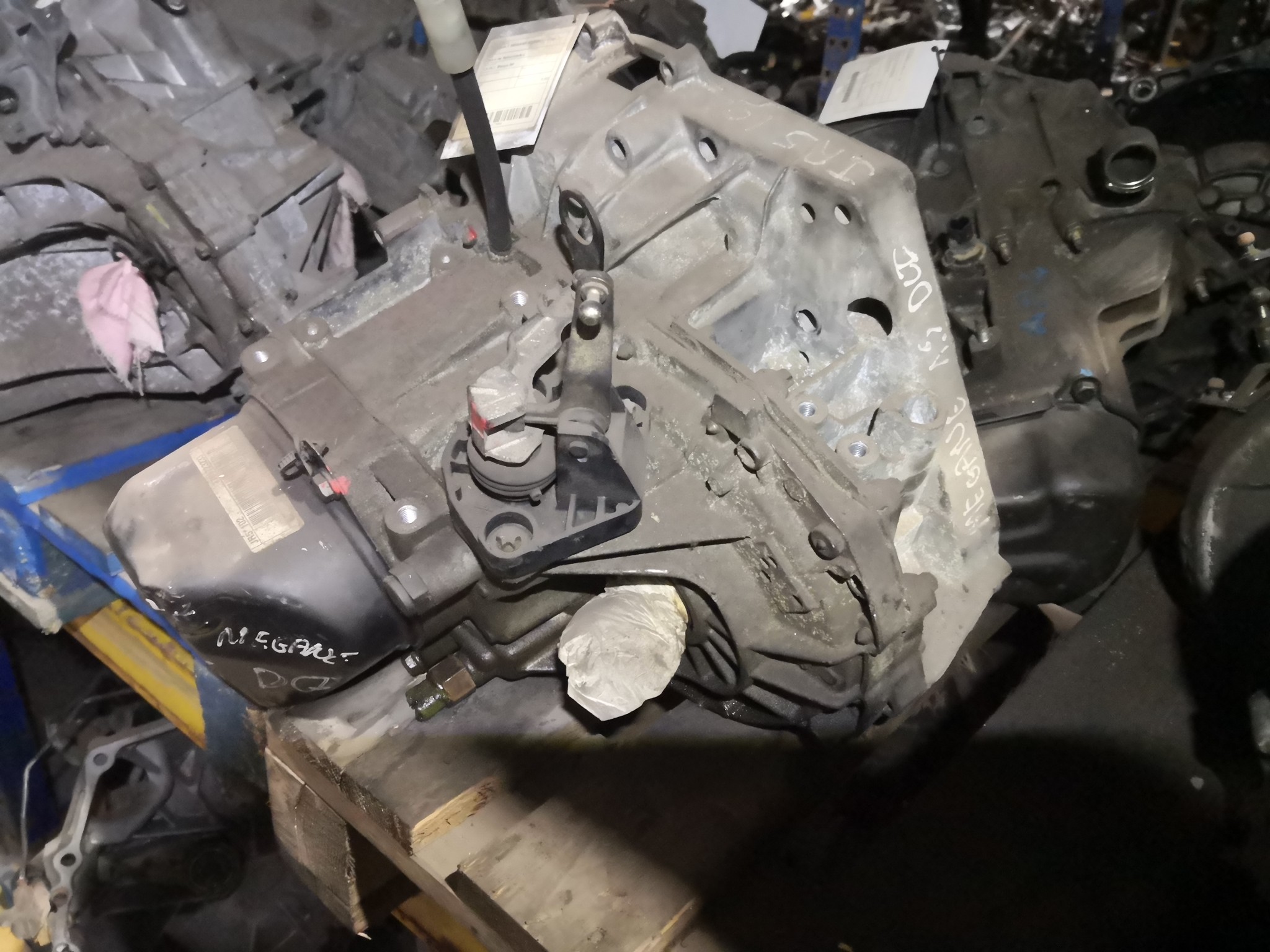 Caixa de Velocidades RENAULT MEGANE II (BM0/1_, CM0/1_) | 01 - 12 Imagem-1