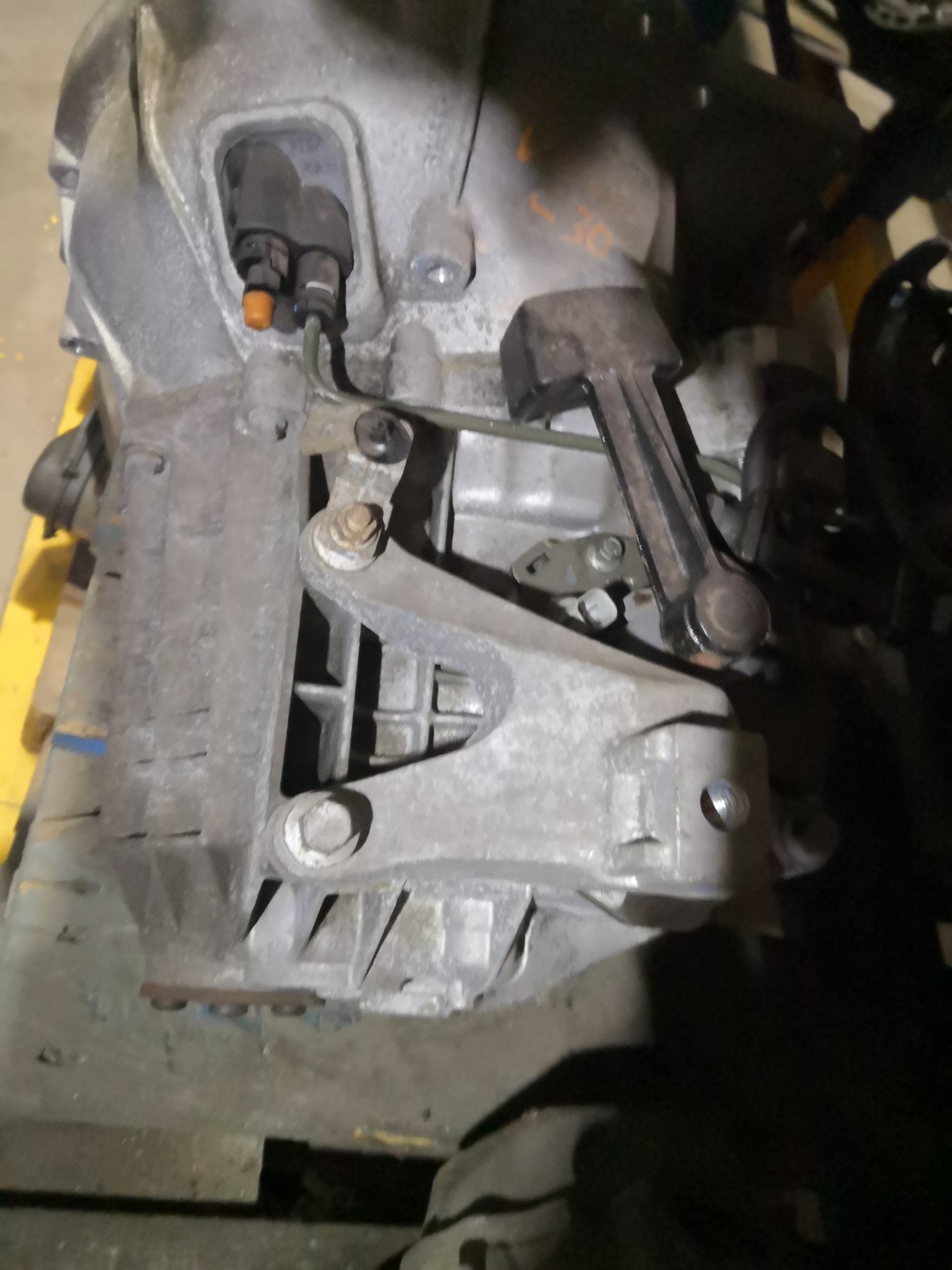 Caixa de Velocidades VOLVO C30 (533) | 06 - 13 Imagem-1