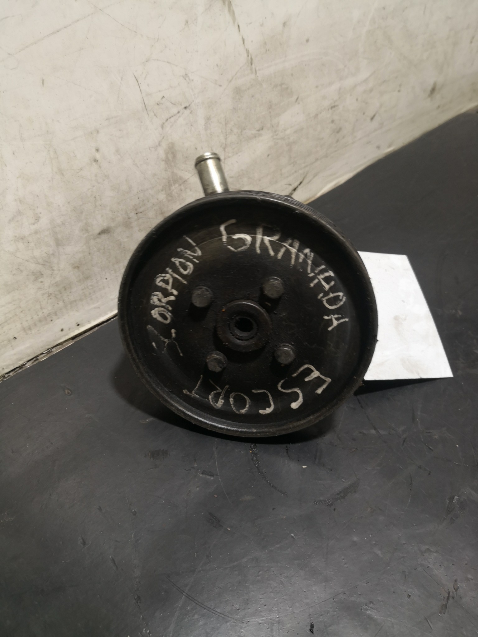 Bomba Direção Assistida FORD GRANADA IIII (GAE, GGE) | 85 - 94 Imagem-2