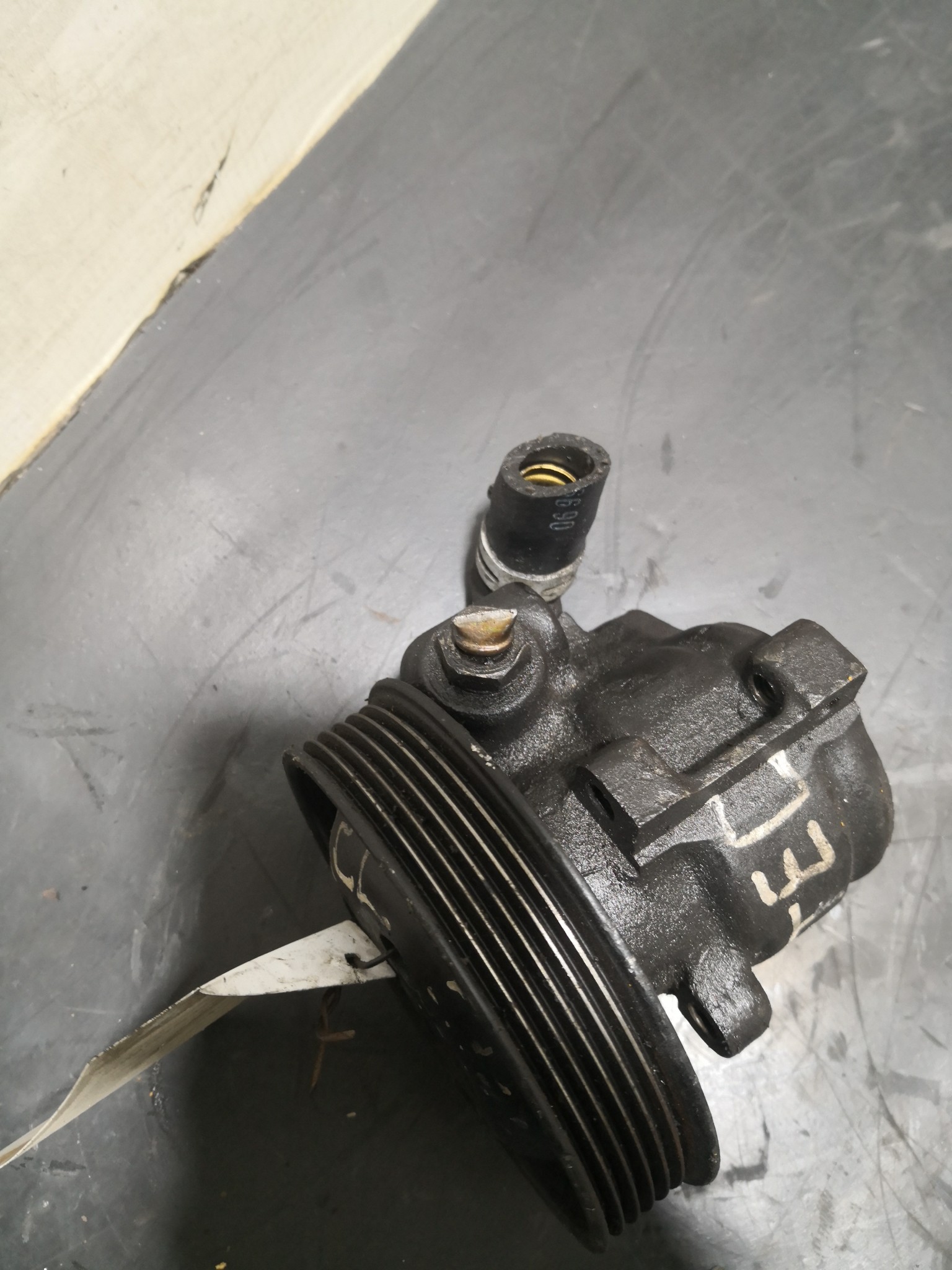 Bomba Direção Assistida FORD FIESTA IV (JA_, JB_) | 95 - 02 Imagem-1