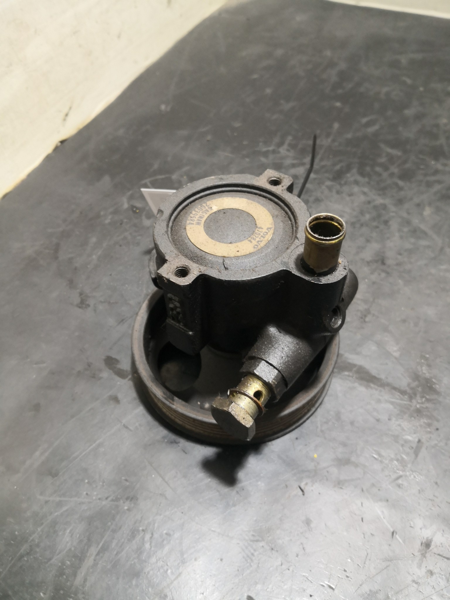 Bomba Direção Assistida VOLVO 460 L (464) | 88 - 96 Imagem-1