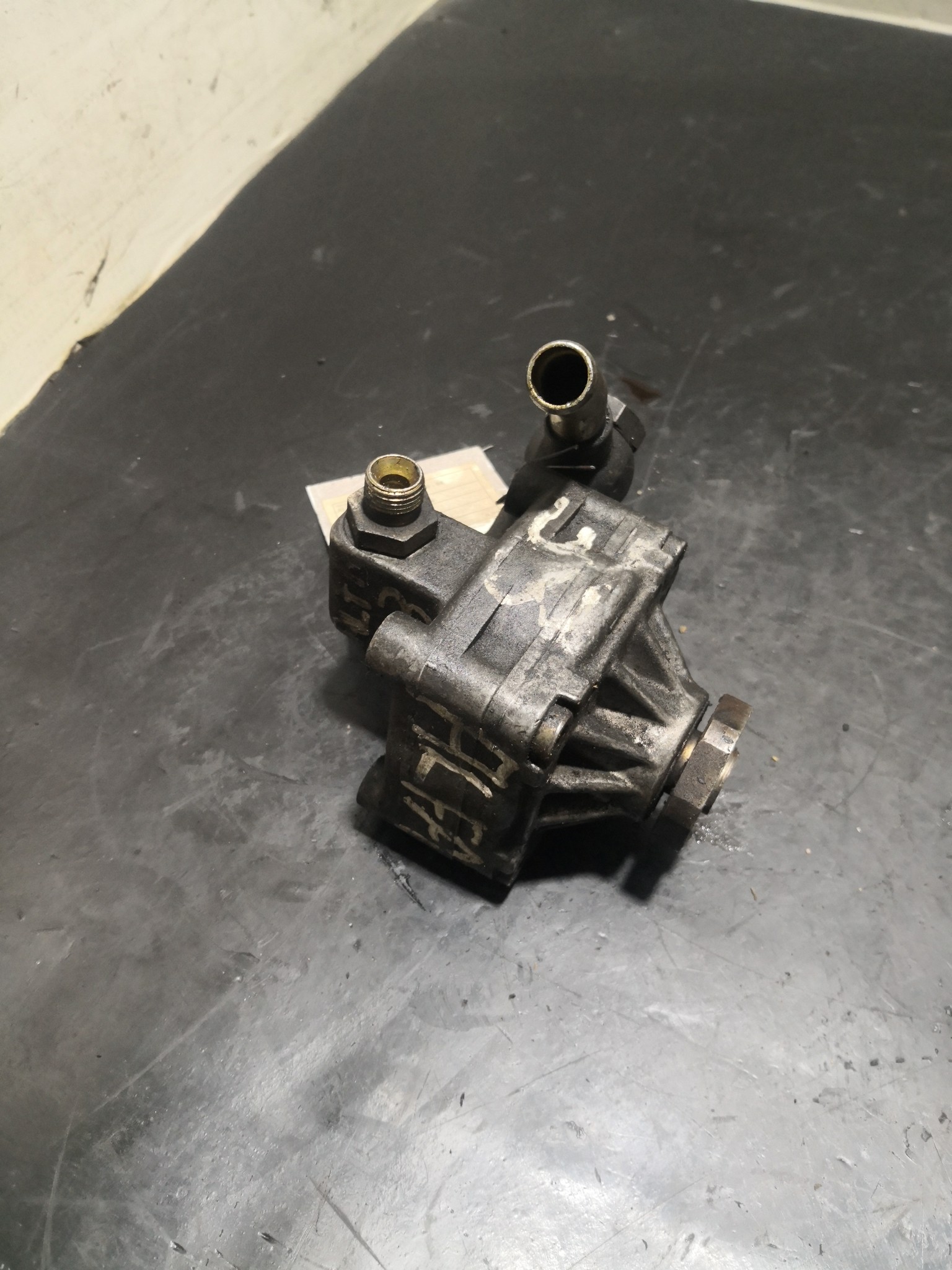 Bomba Direção Assistida ALFA ROMEO 33 (907A_) | 90 - 94 Imagem-1