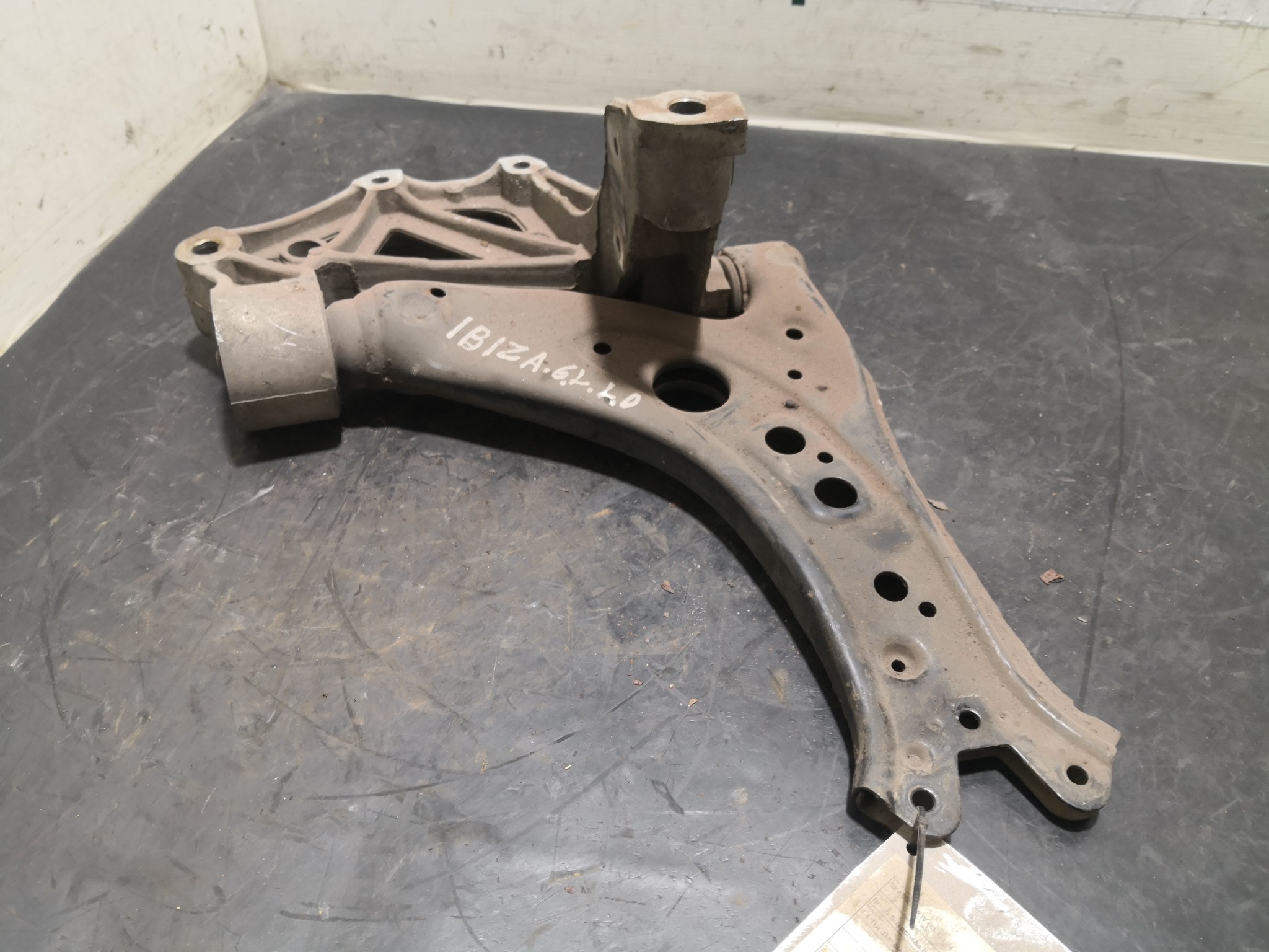 Braço Suspensão Frente Dto SEAT IBIZA III (6L1) | 02 - 09 Imagem-1