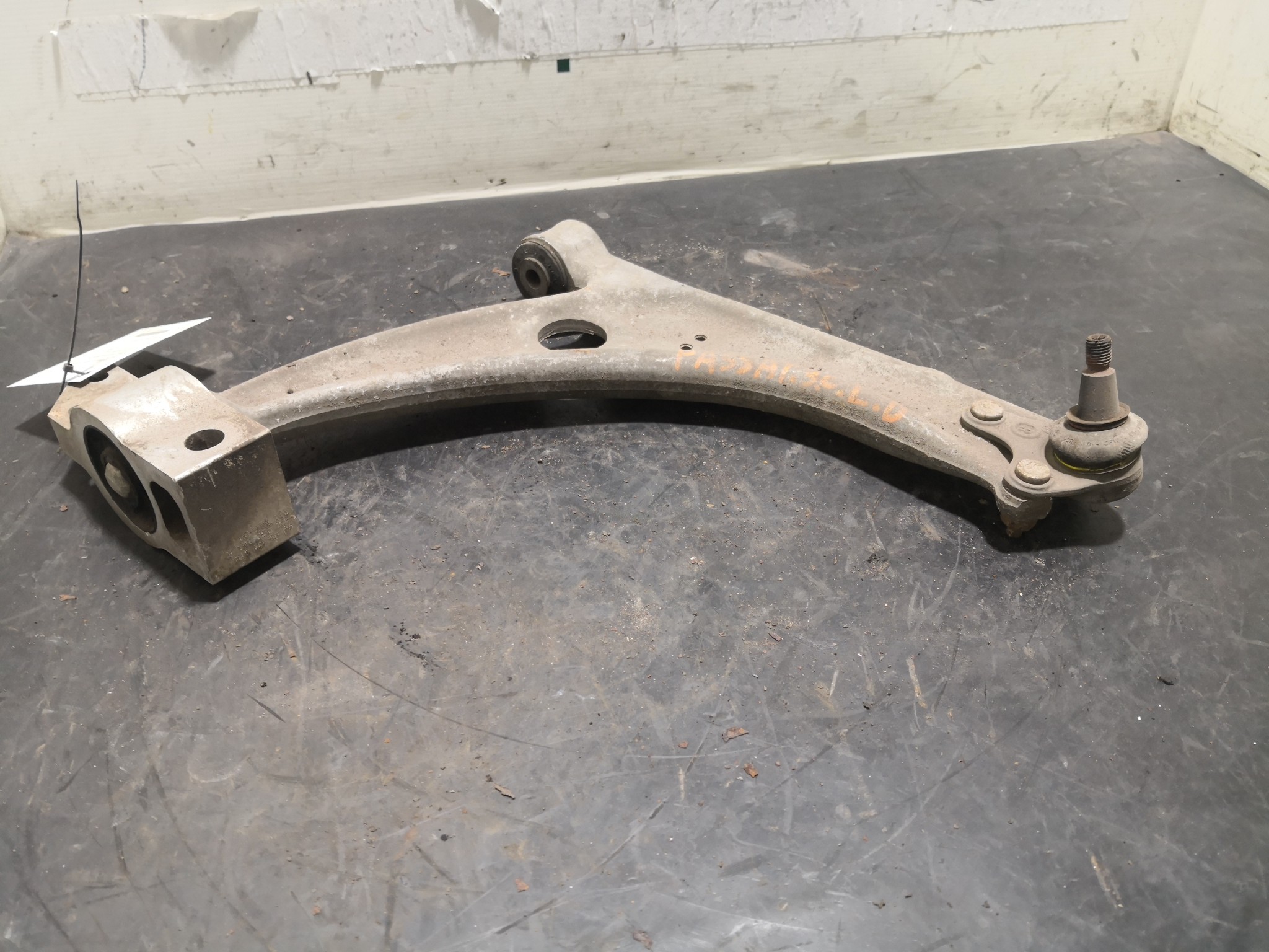 Braço Suspensão Frente Dto VOLKSWAGEN PASSAT Variant (3C5) | 05 - 11 Imagem-2