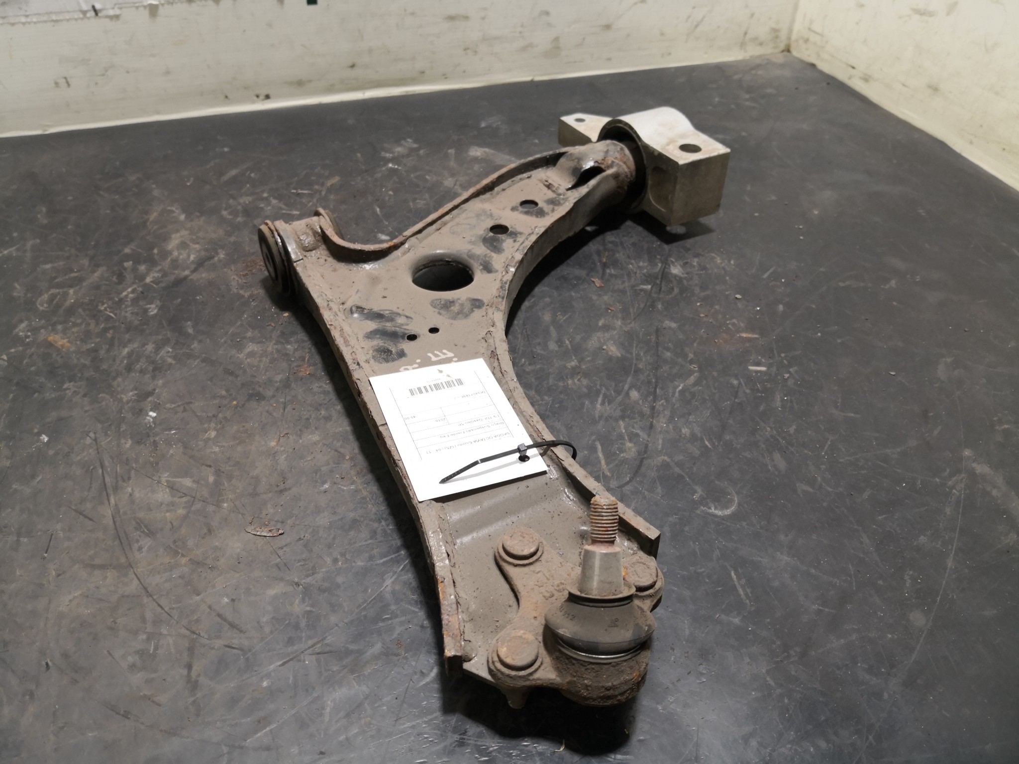 Braço Suspensão Frente Esq SKODA OCTAVIA II Combi (1Z5) | 04 - 13 Imagem-1