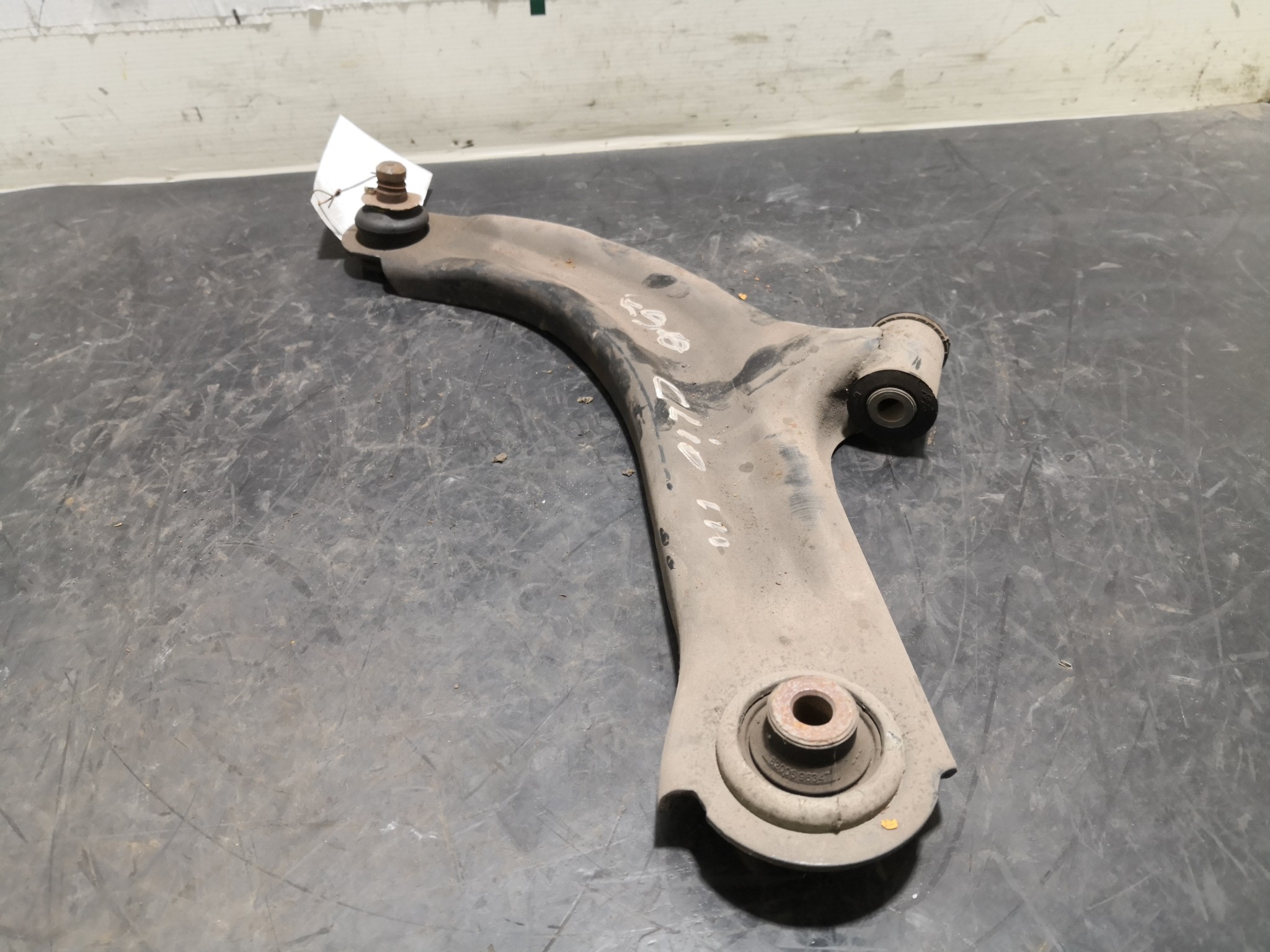 Braço Suspensão Frente Esq RENAULT CLIO III (BR0/1, CR0/1) | 05 -  Imagem-1