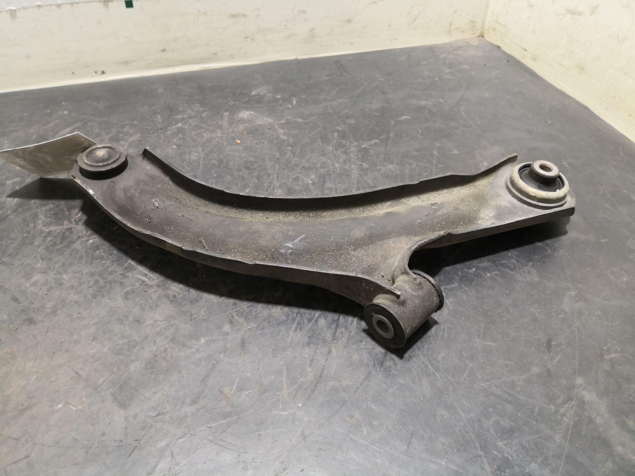 Braço Suspensão Frente Esq RENAULT CLIO III (BR0/1, CR0/1) | 05 -  Imagem-2