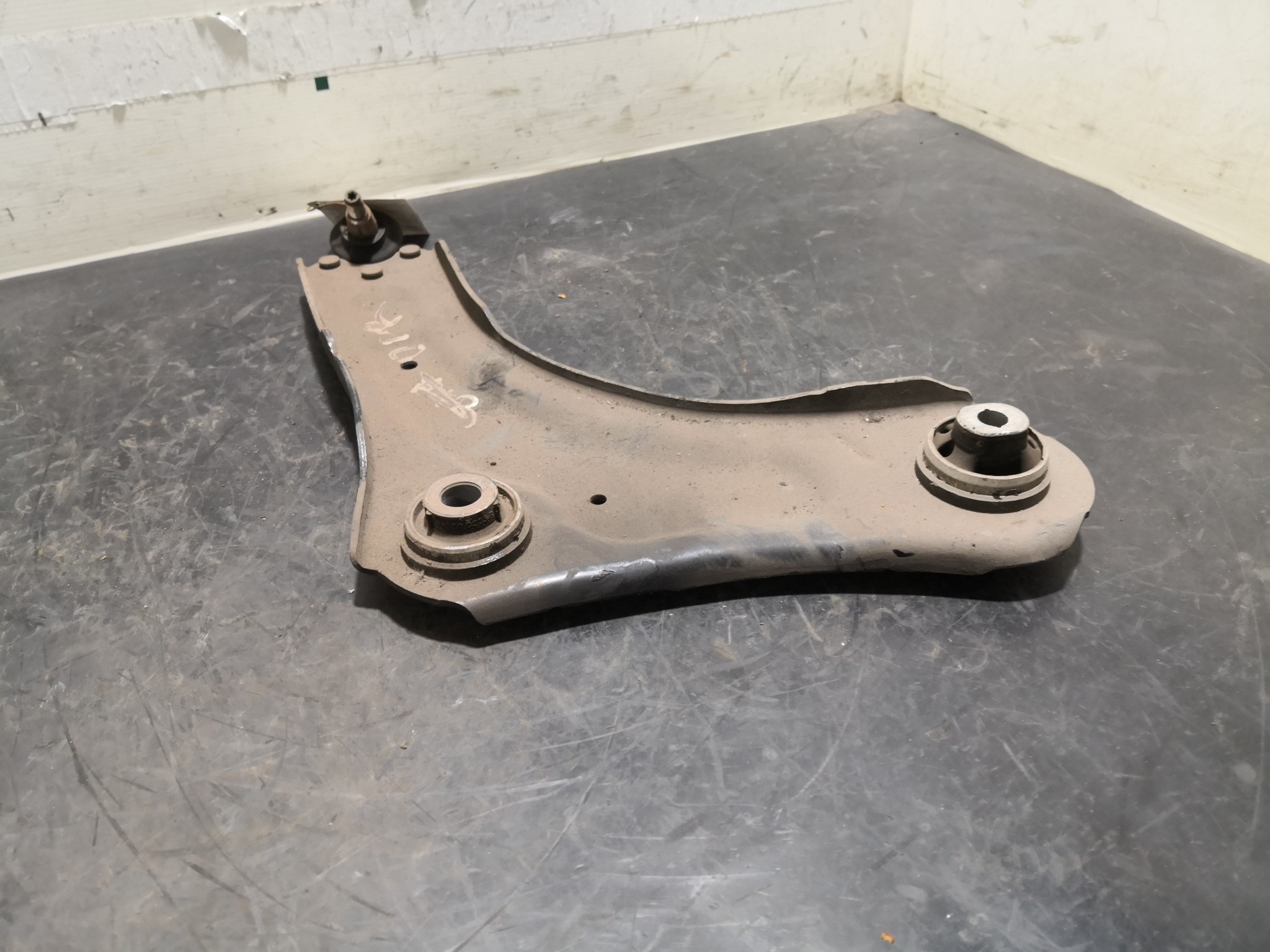 Braço Suspensão Frente Dto RENAULT MEGANE III Hatchback (BZ0/1_) | 08 -  Imagem-1