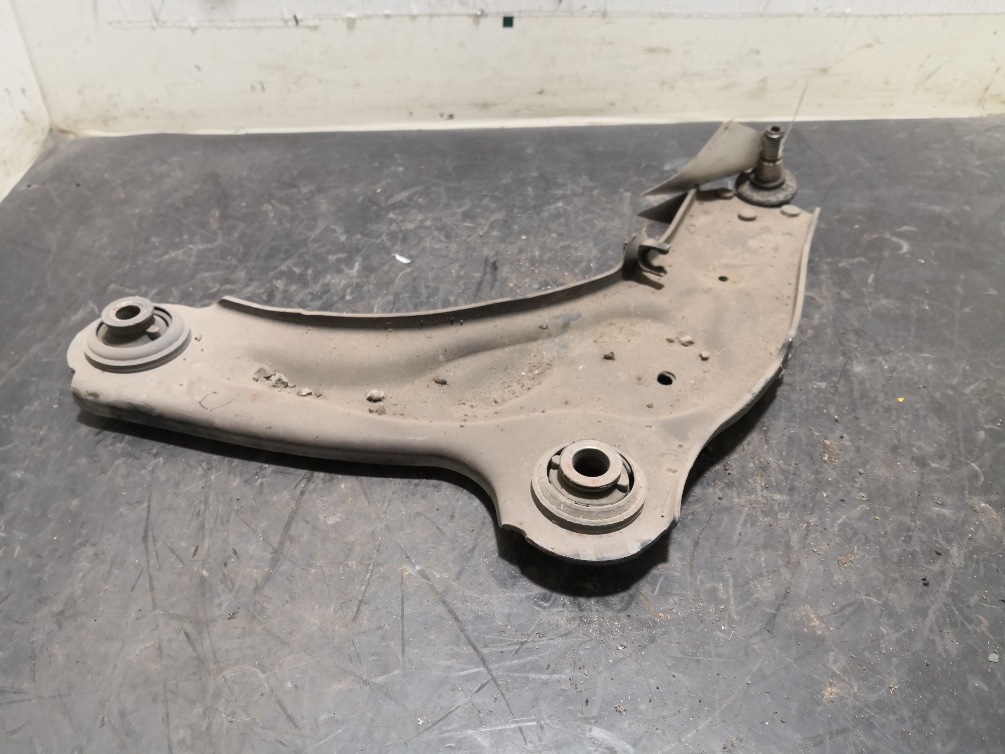 Braço Suspensão Frente Esq RENAULT VEL SATIS (BJ0_) | 02 -  Imagem-1