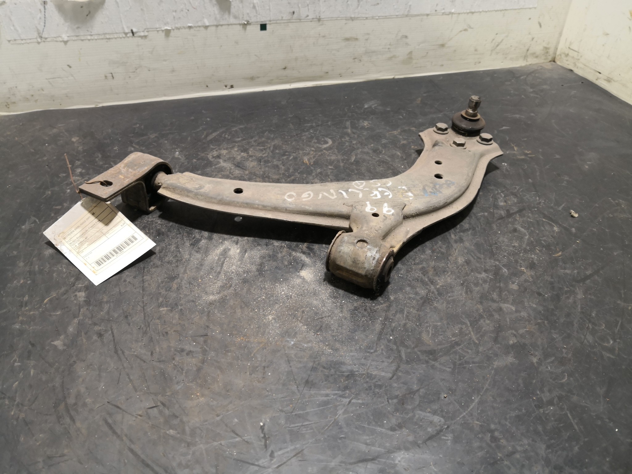 Braço Suspensão Frente Esq CITROEN BERLINGO / BERLINGO FIRST Veículo multiuso (MF, GJK, GFK) | 96 - 11 Imagem-1