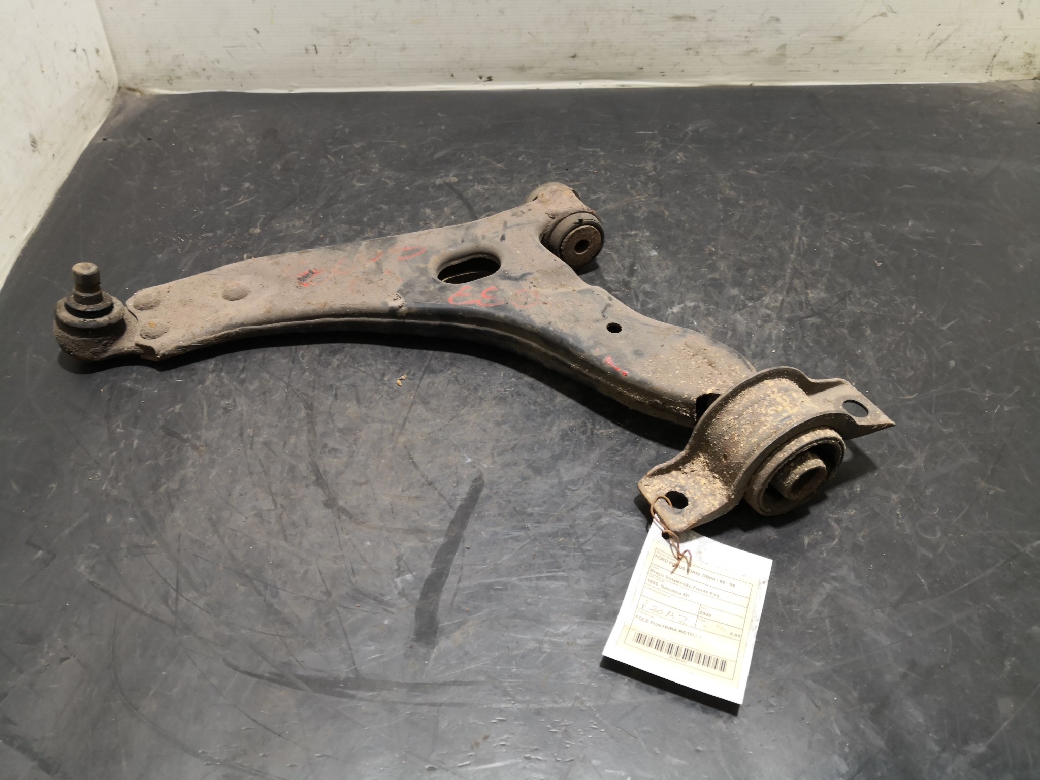 Braço Suspensão Frente Esq FORD FOCUS (DAW, DBW) | 98 - 09 Imagem-1
