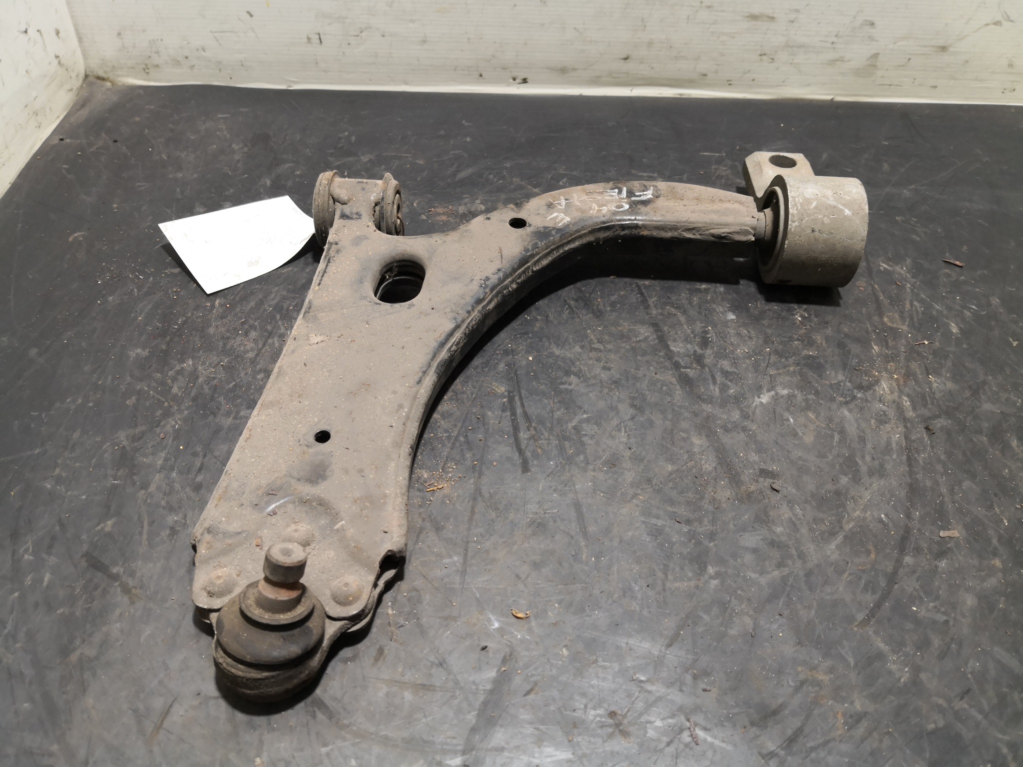 Braço Suspensão Frente Esq FORD FIESTA V (JH_, JD_) | 01 - 14 Imagem-1