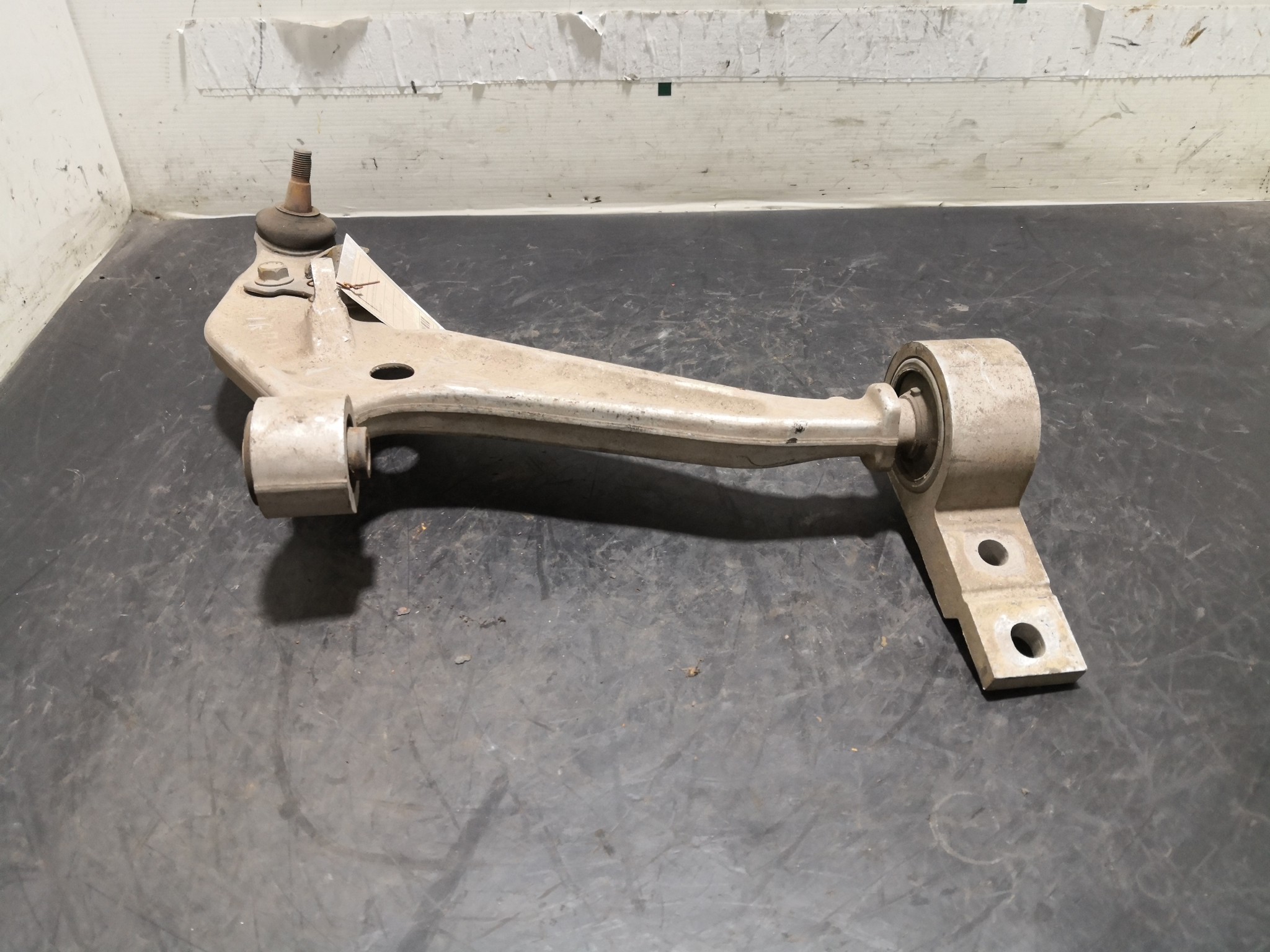 Braço Suspensão Frente Dto NISSAN X-TRAIL (T30) | 01 - 13 Imagem-1