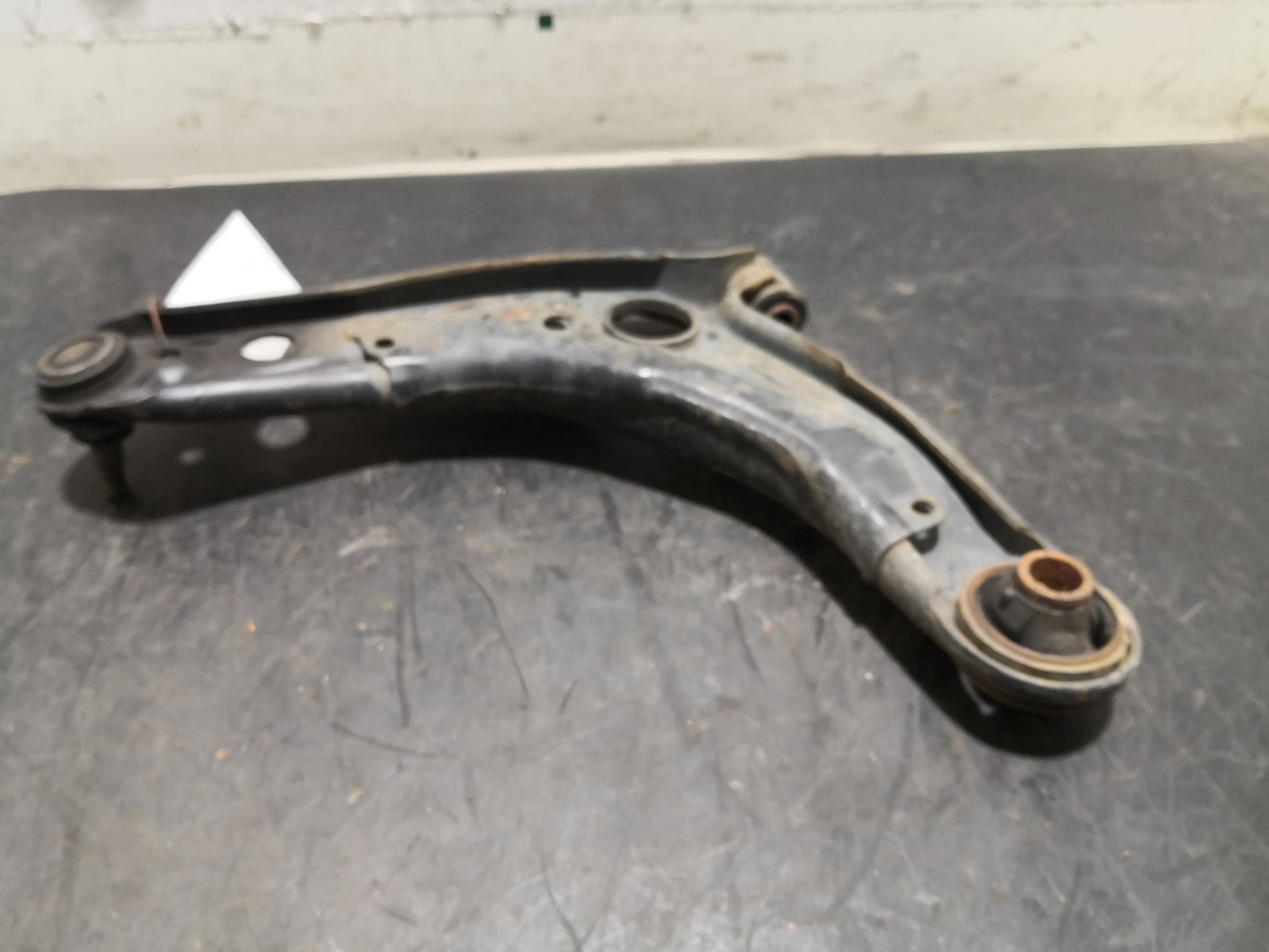 Braço Suspensão Frente Dto TOYOTA YARIS (_P9_) | 05 - 14 Imagem-3