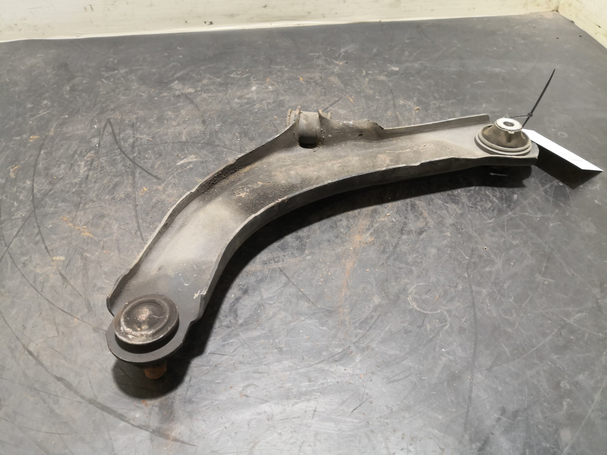 Braço Suspensão Frente Dto NISSAN MICRA III (K12) | 02 - 10 Imagem-3