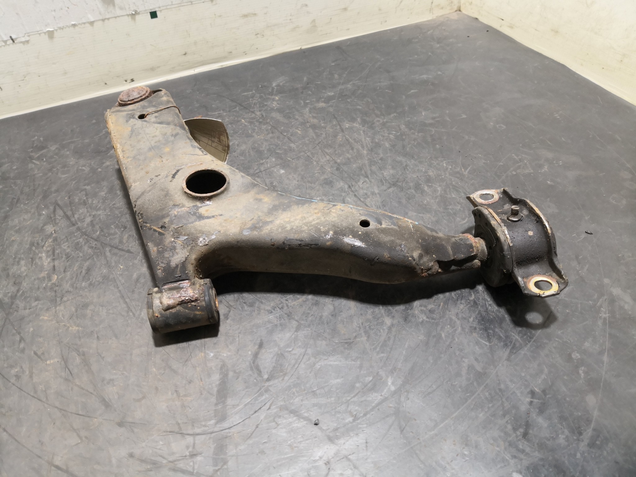 Braço Suspensão Frente Esq VOLVO V40 Combi (645) | 95 - 04 Imagem-2