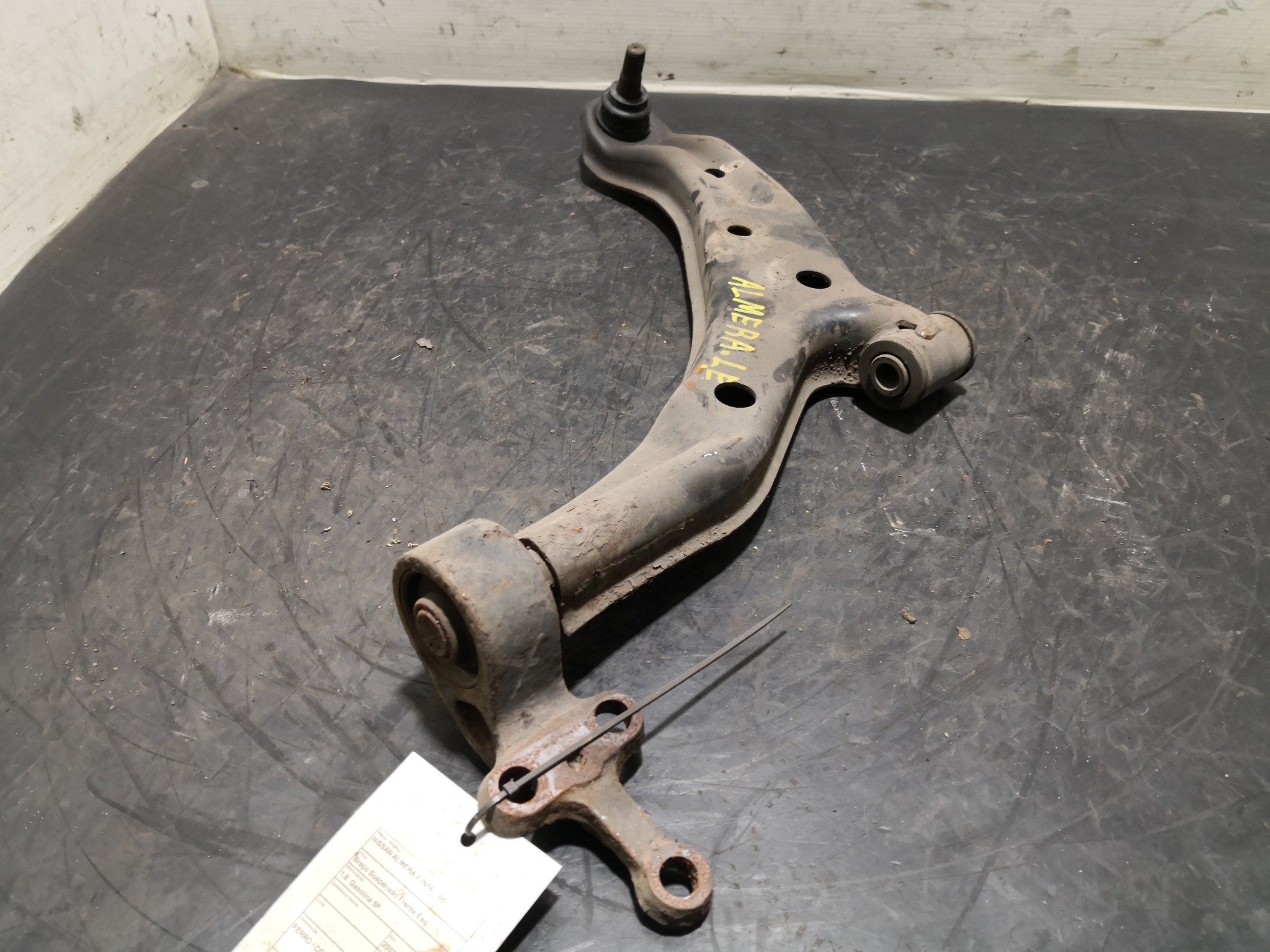 Braço Suspensão Frente Esq NISSAN ALMERA II (N16) | 00 -  Imagem-1