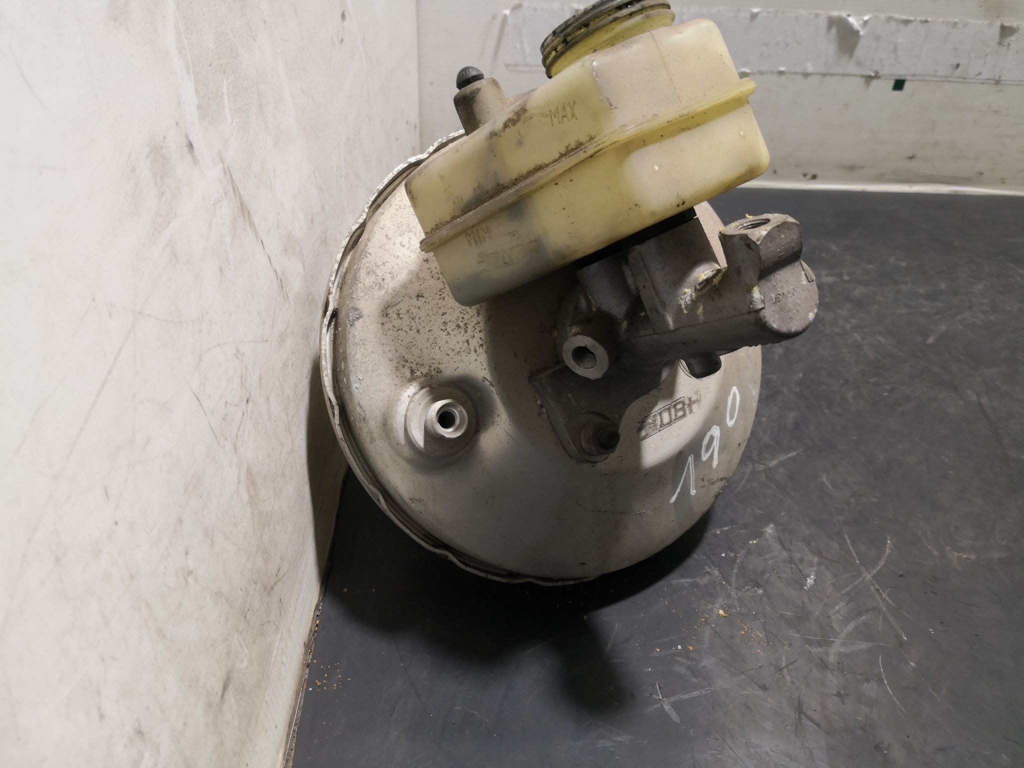 Servofreio  MERCEDES-BENZ 190 (W201) | 82 - 93 Imagem-2