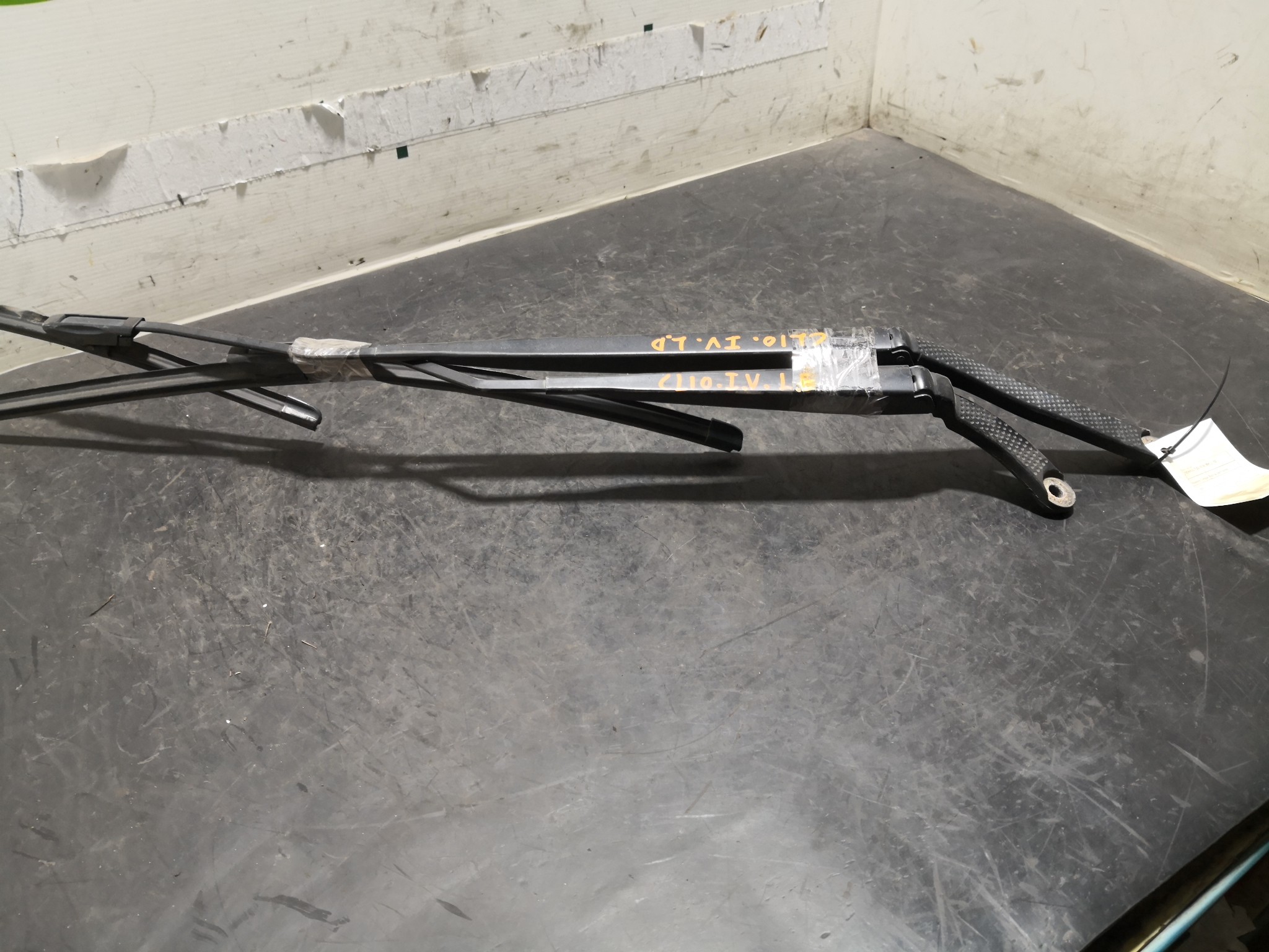 Hastes Limpa Vidros da Frente RENAULT CLIO IV (BH_) | 12 -  Imagem-2