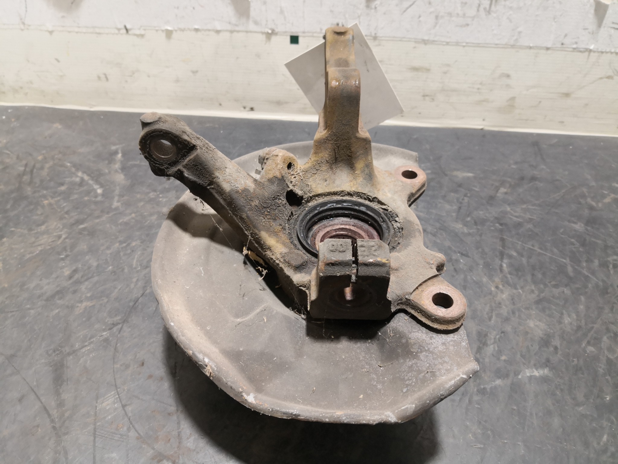 Manga de Eixo Esq MITSUBISHI SPACE STAR Veículo multiuso (DG_A) | 98 - 04 Imagem-1