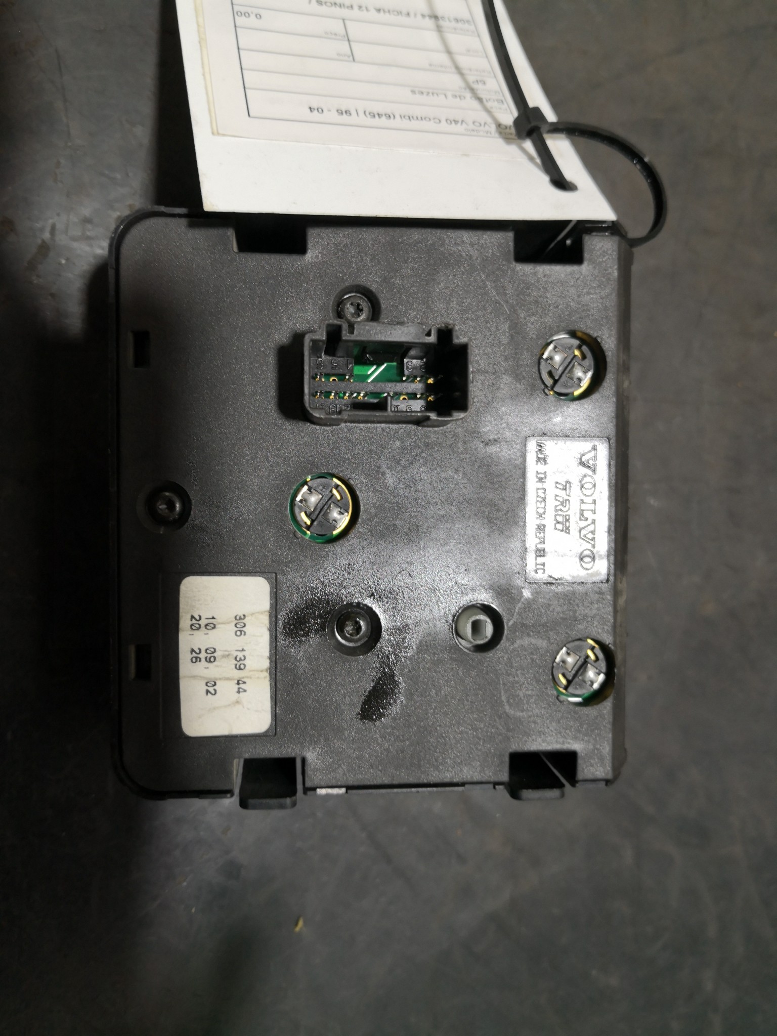 Botão de Luzes VOLVO V40 Combi (645) | 95 - 04 Imagem-3