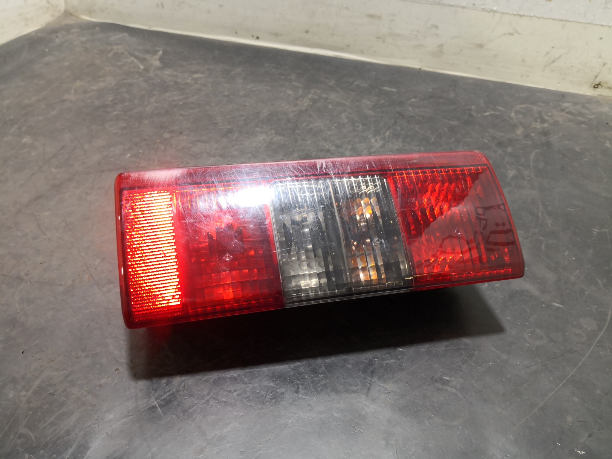 Farolim Stop Esq OPEL COMBO Caixa/Combi | 01 -  Imagem-1