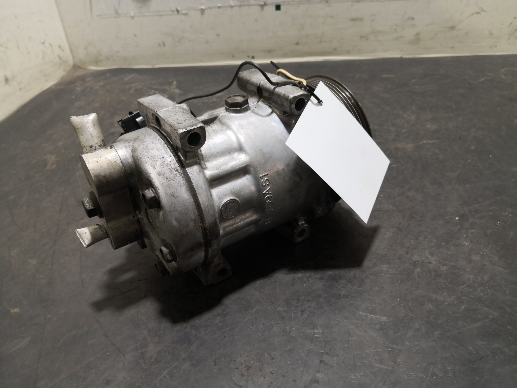 Compressor do Ar condicionado MITSUBISHI SPACE STAR Veículo multiuso (DG_A) | 98 - 04 Imagem-4