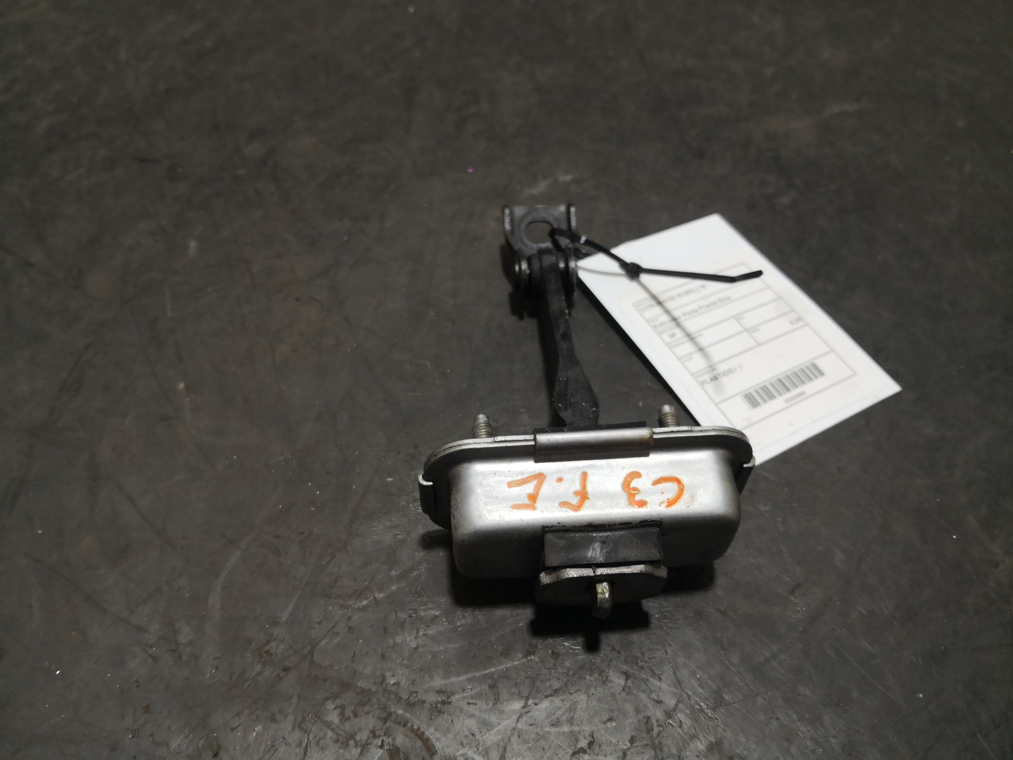 Esticador Porta Frente Esq CITROEN C3 III (SX) | 16 -  Imagem-1