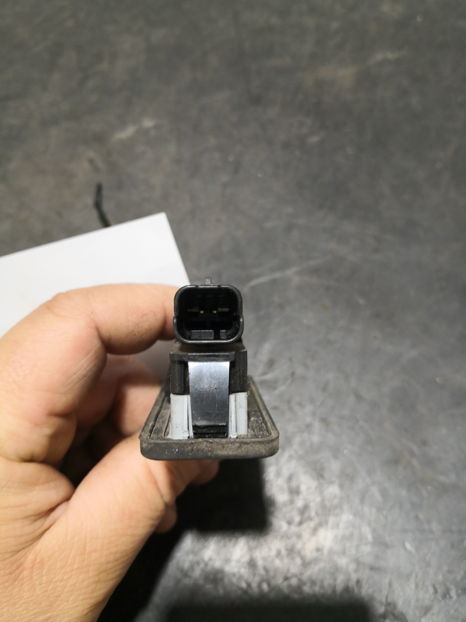 Botão Mala Eletrico CITROEN C3 III (SX) | 16 -  Imagem-1