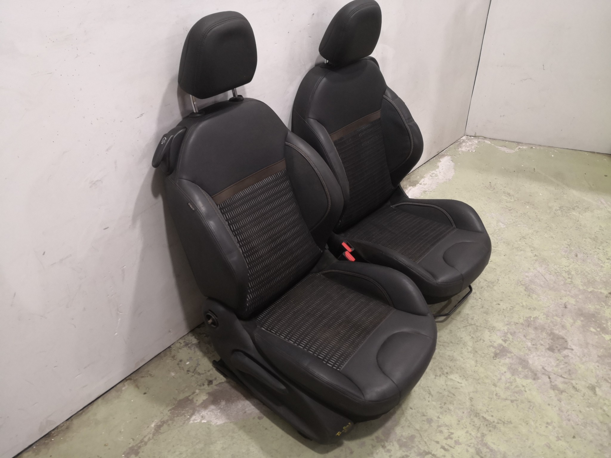 Interior Completo PEUGEOT 208 I (CA_, CC_) | 12 -  Imagem-1