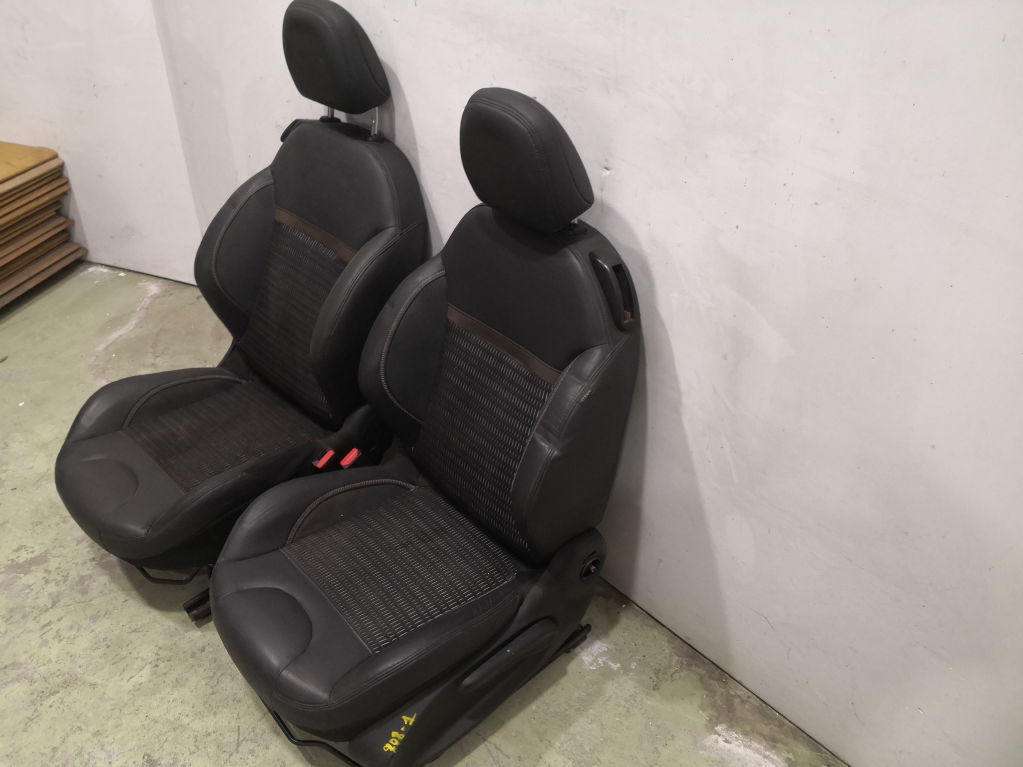 Interior Completo PEUGEOT 208 I (CA_, CC_) | 12 -  Imagem-3