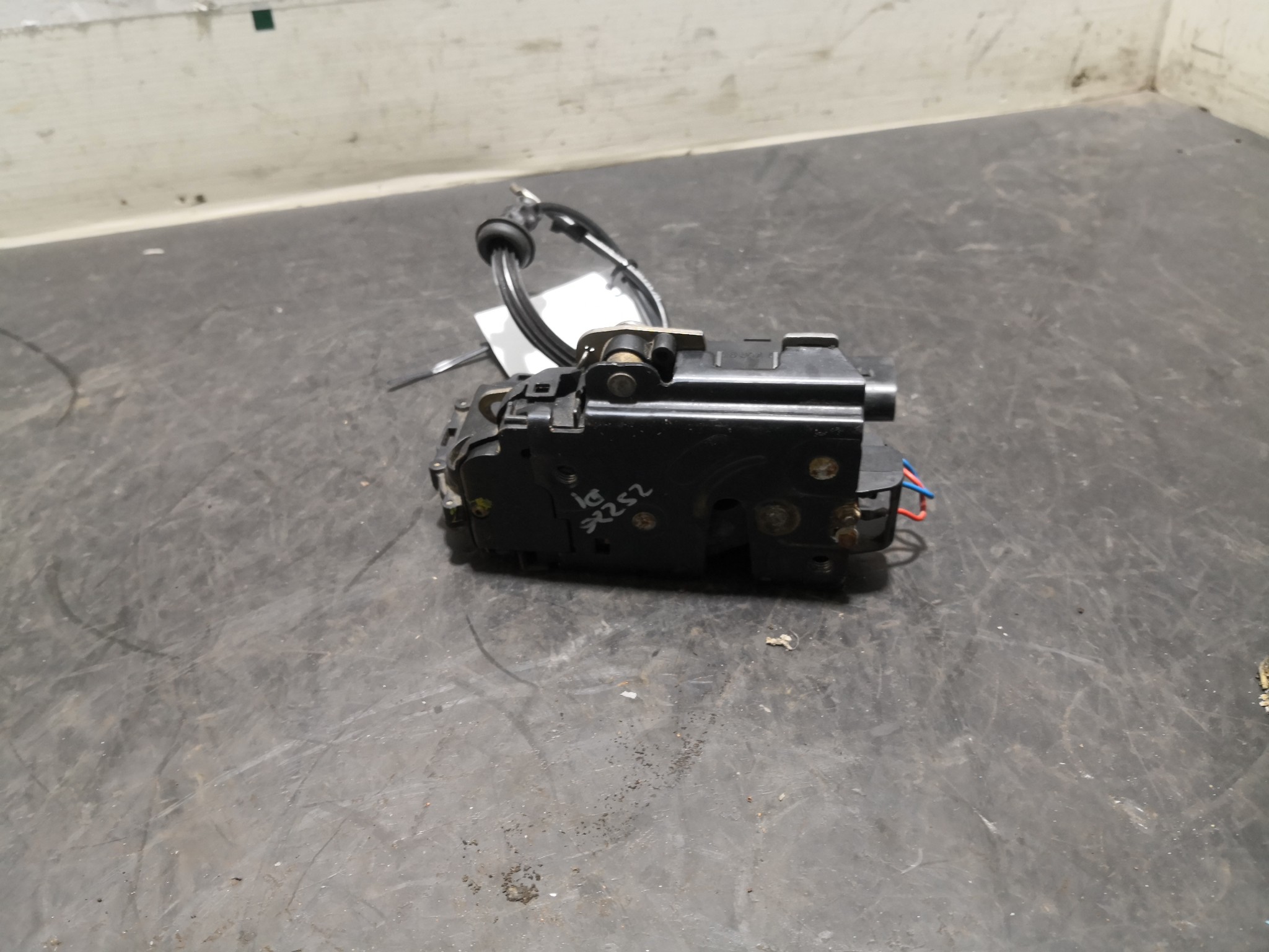 Fecho da Porta Frente Dto VOLKSWAGEN GOLF IV (1J1) | 97 - 07 Imagem-3