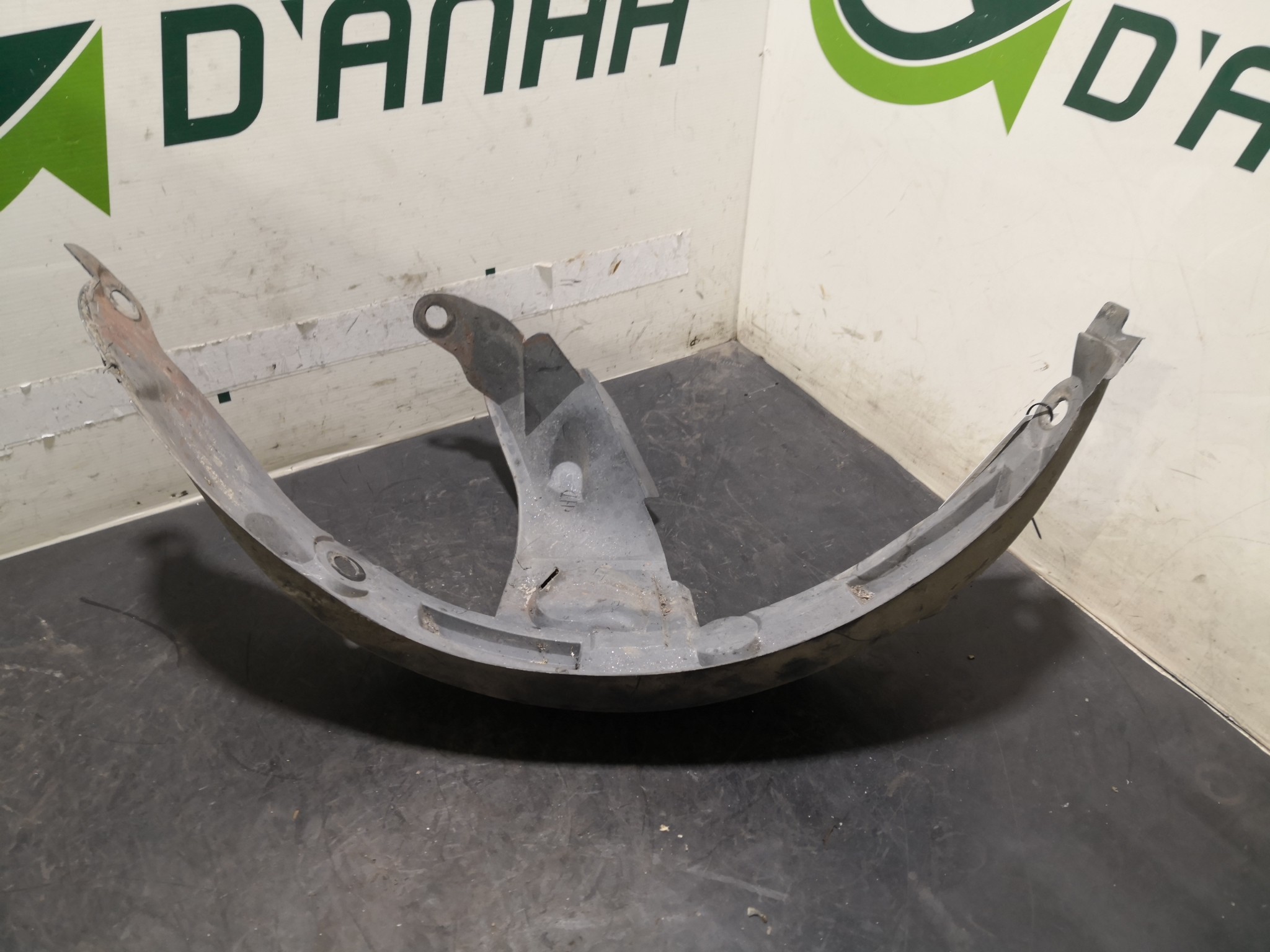 Cave de Roda Esq RENAULT CLIO II (BB_, CB_) | 98 -  Imagem-2