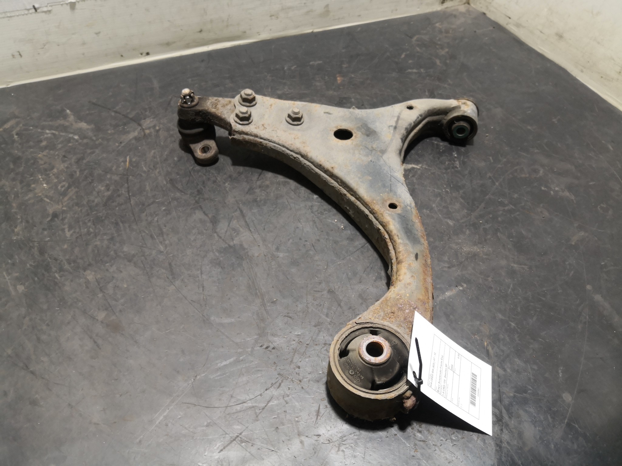 Braço Suspensão Frente Esq KIA - ID S_105940