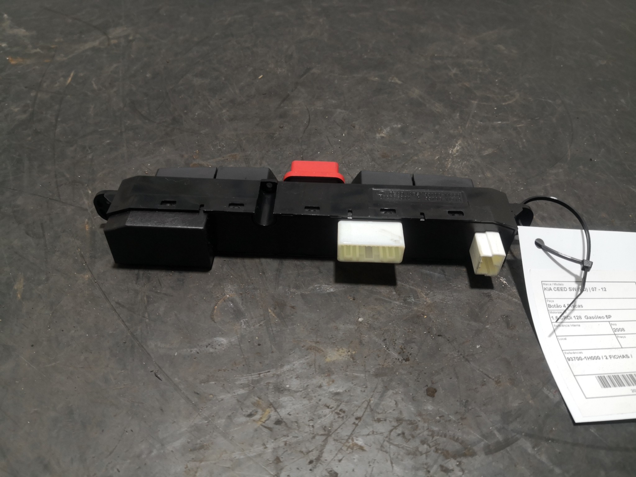 Botão 4 Piscas KIA - ID S_105918