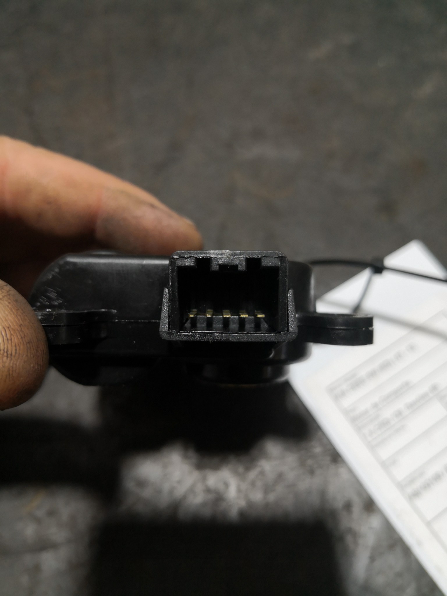 Motor de Comporta KIA CEED SW (ED) | 07 - 12 Imagem-1