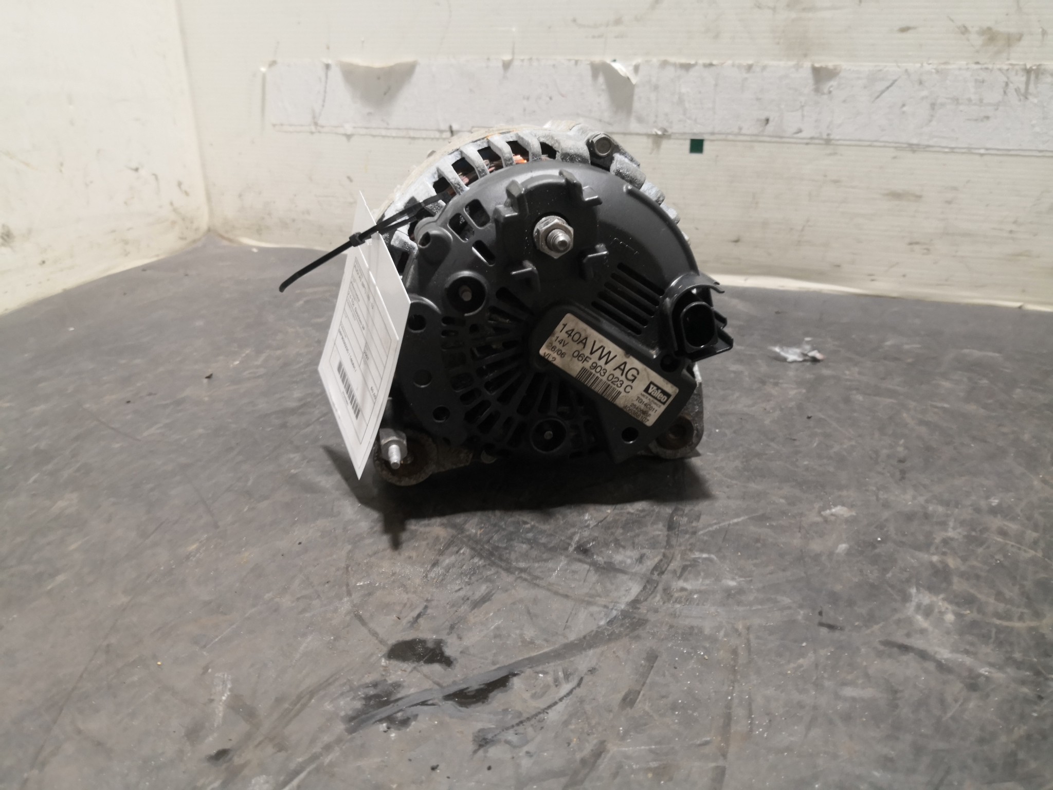 Alternador AUDI A3 (8P1) | 03 - 13 Imagem-1