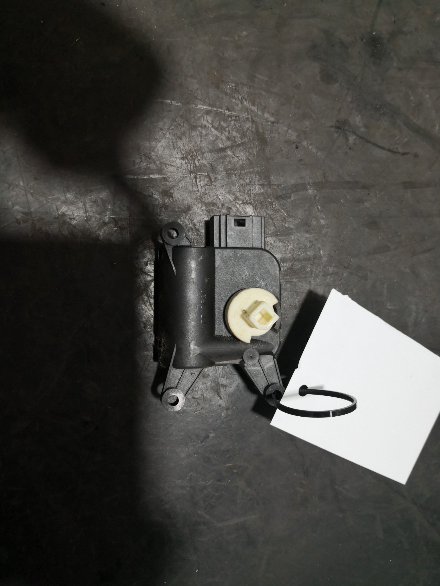 Motor de Comporta AUDI A3 (8P1) | 03 - 13 Imagem-1