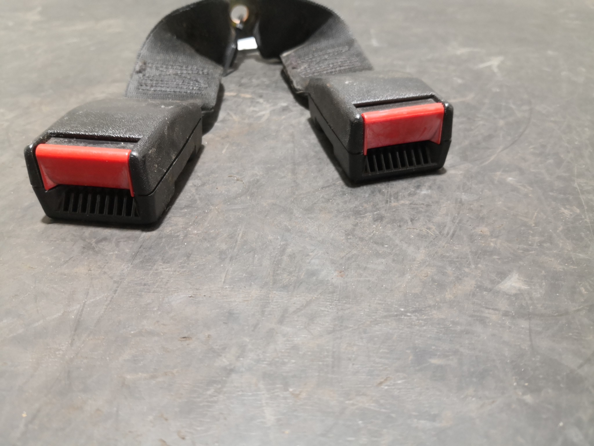 Engate Cinto Trás Esq OPEL CORSA B (S93) | 93 - 02 Imagem-1