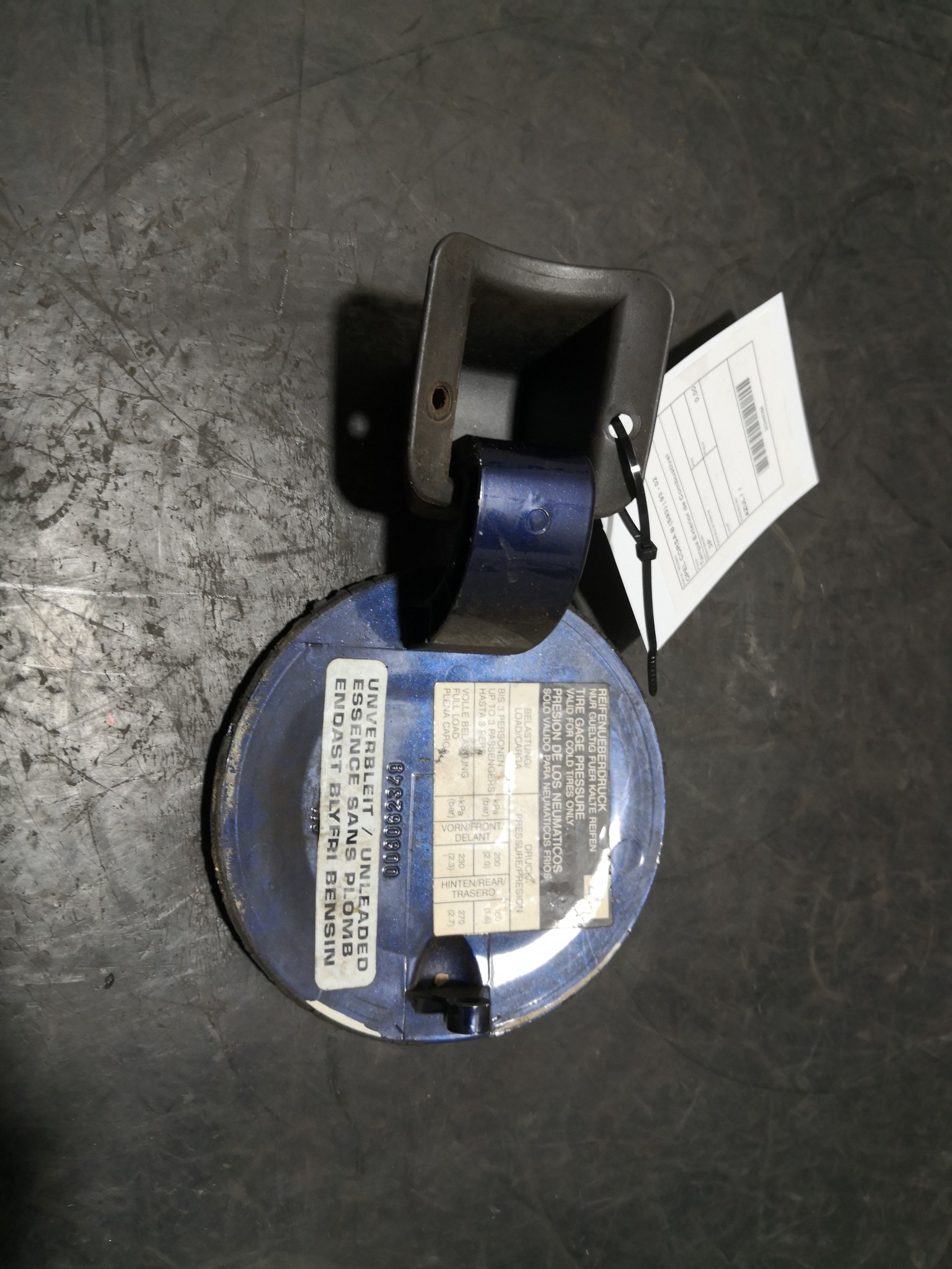 Tampa Exterior de Combustivel OPEL CORSA B (S93) | 93 - 02 Imagem-1