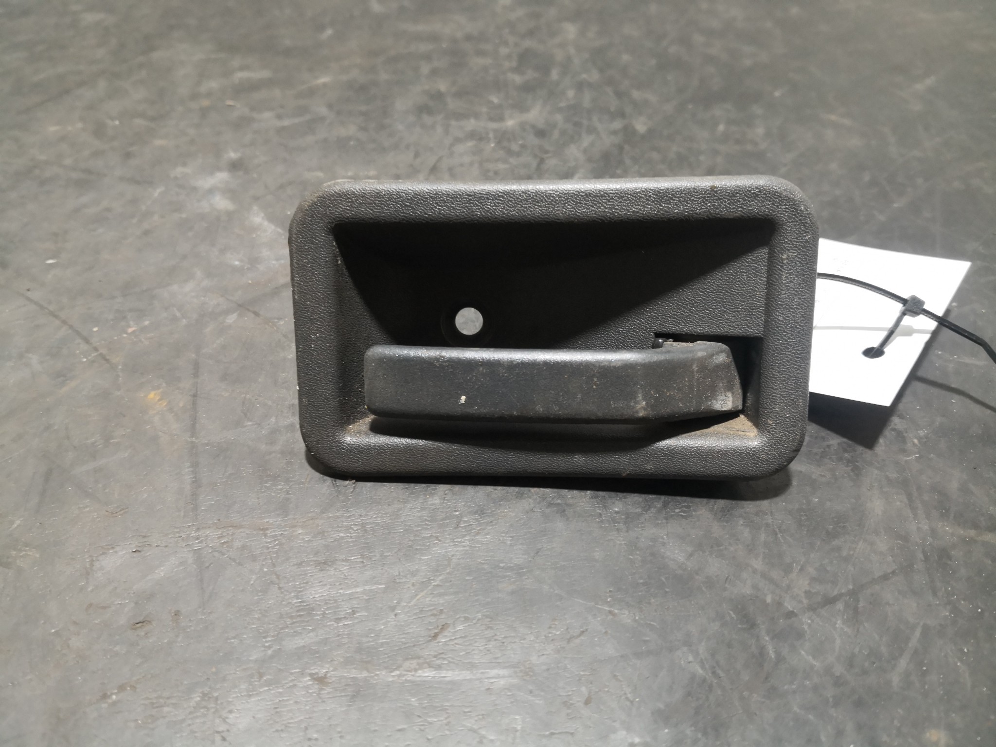 Puxador Interior Trás Dto RENAULT CLIO I (B/C57_, 5/357_) | 90 - 98 Imagem-1