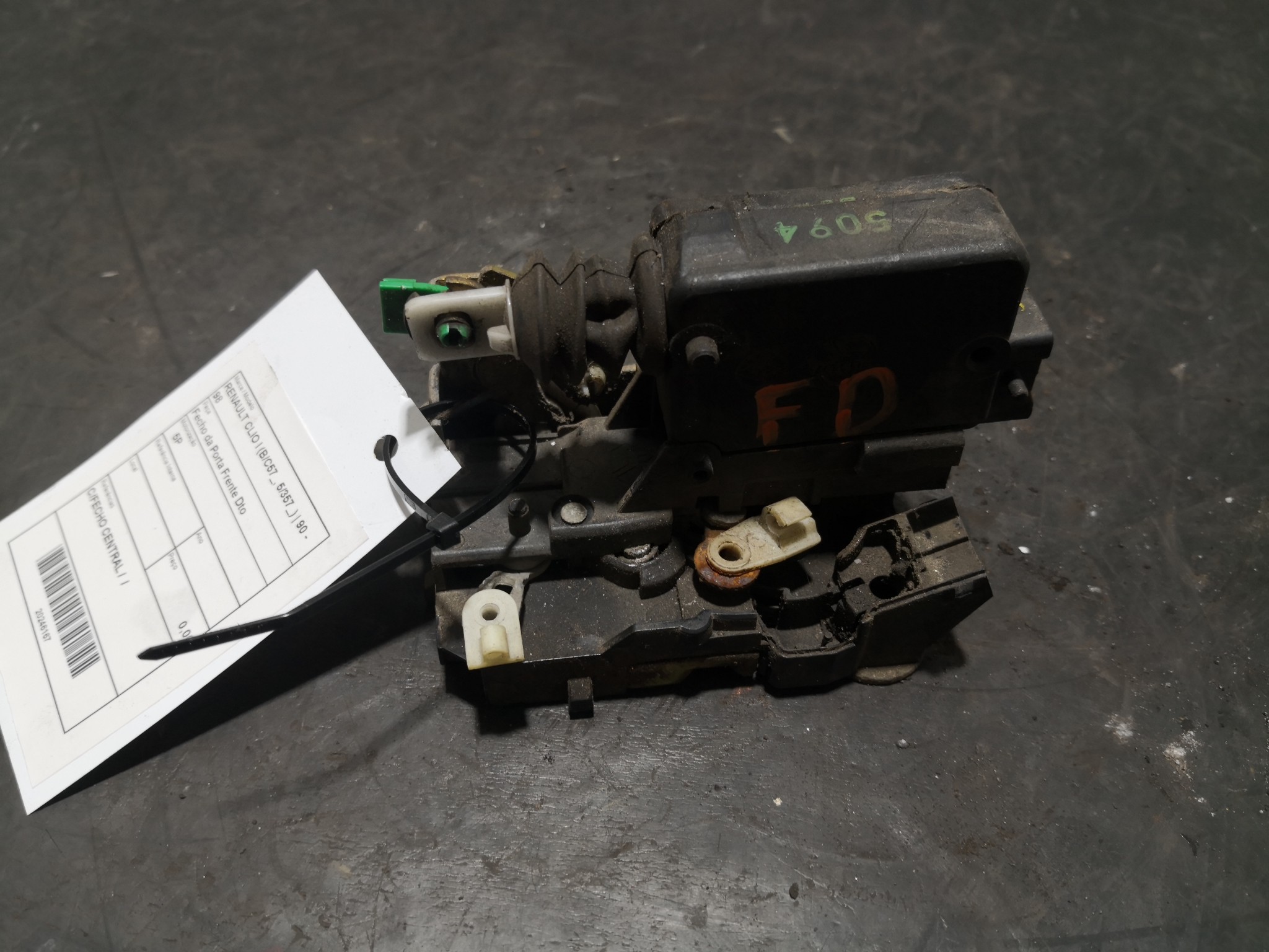 Fecho da Porta Frente Dto RENAULT - ID S_106166