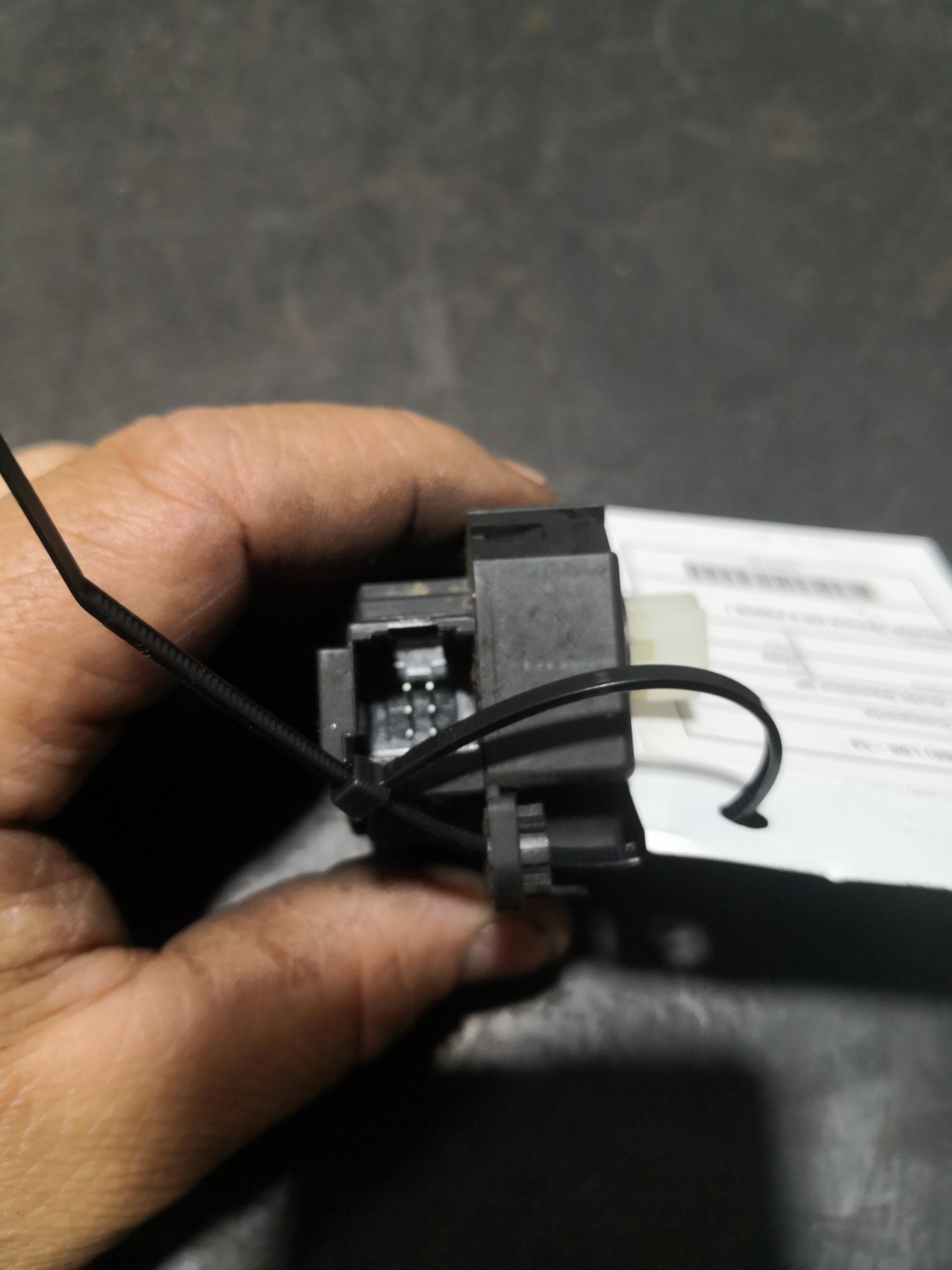 Motor de Comporta MINI MINI (R56) | 05 - 14 Imagem-2