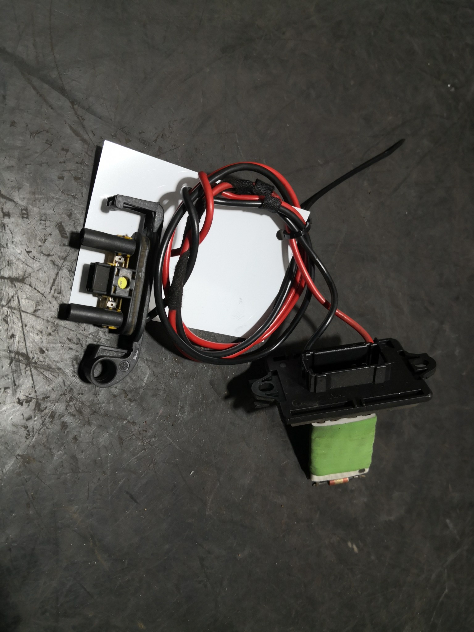 Resistencia de Sofagem RENAULT TWINGO II (CN0_) | 07 -  Imagem-2