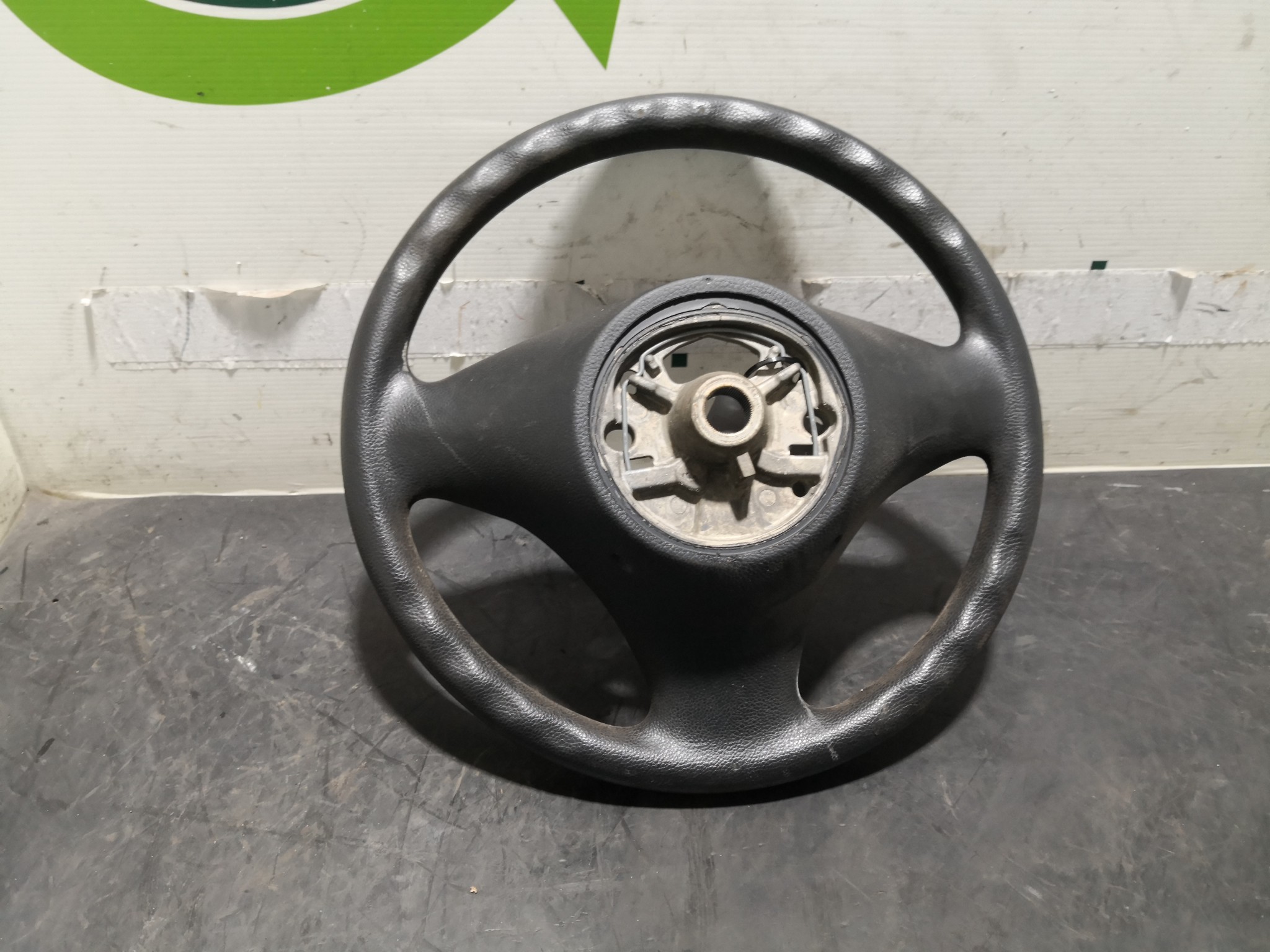 Volante BMW 1 (E87) | 03 - 13 Imagem-1