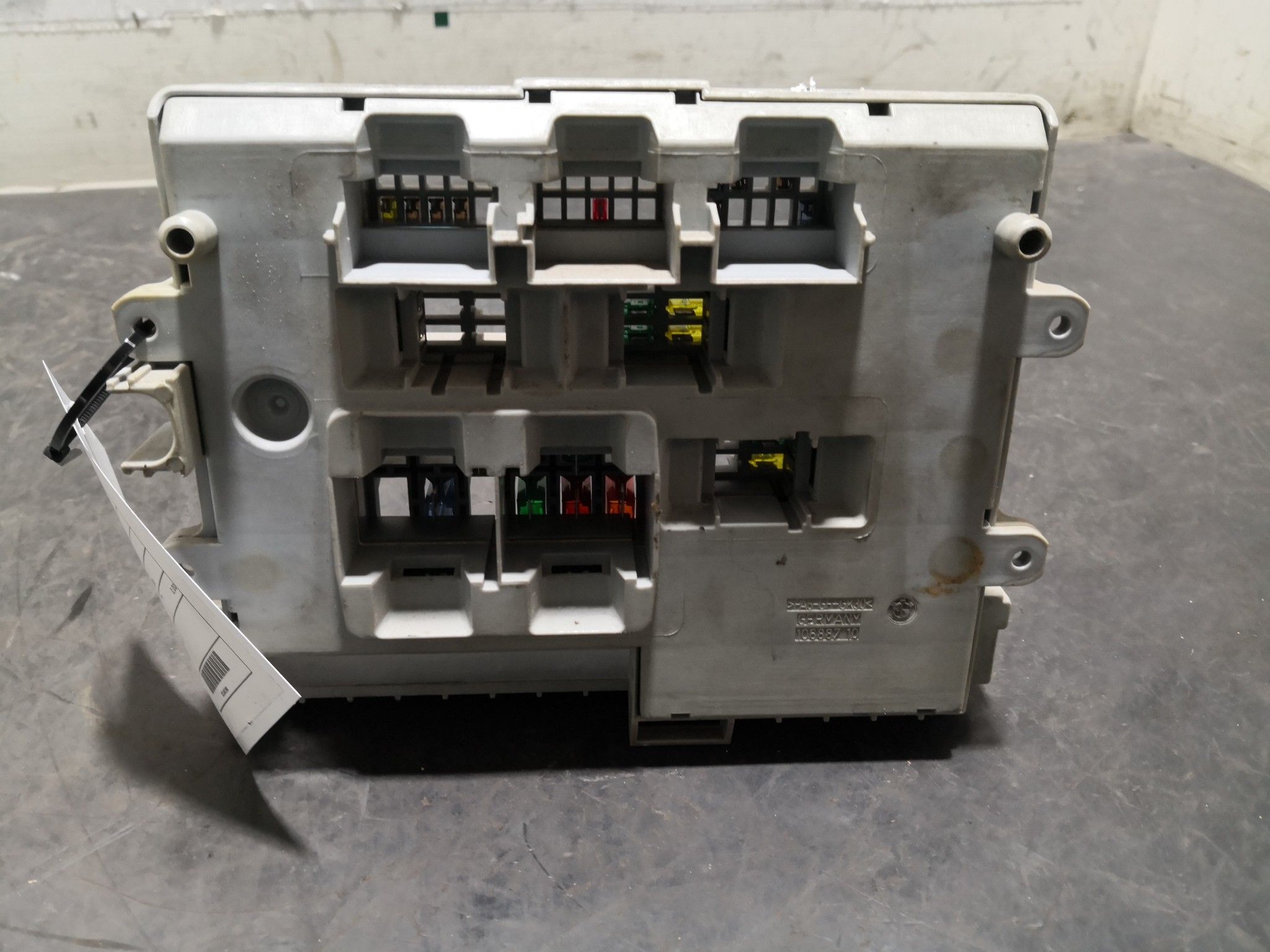 Caixa dos Fusíveis BMW 1 (E87) | 03 - 13 Imagem-3