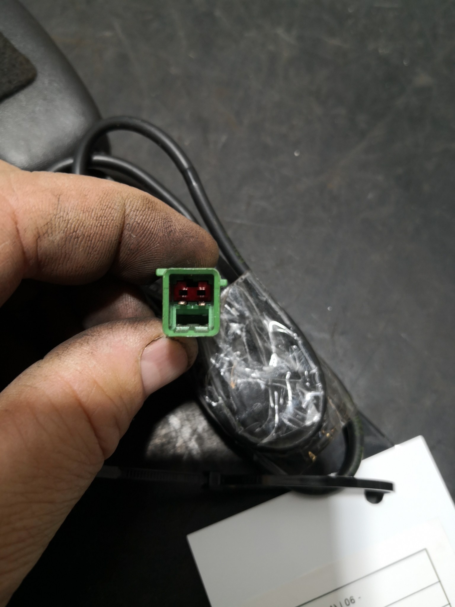 Engate Cinto Frente Dto VOLVO - ID S_106463