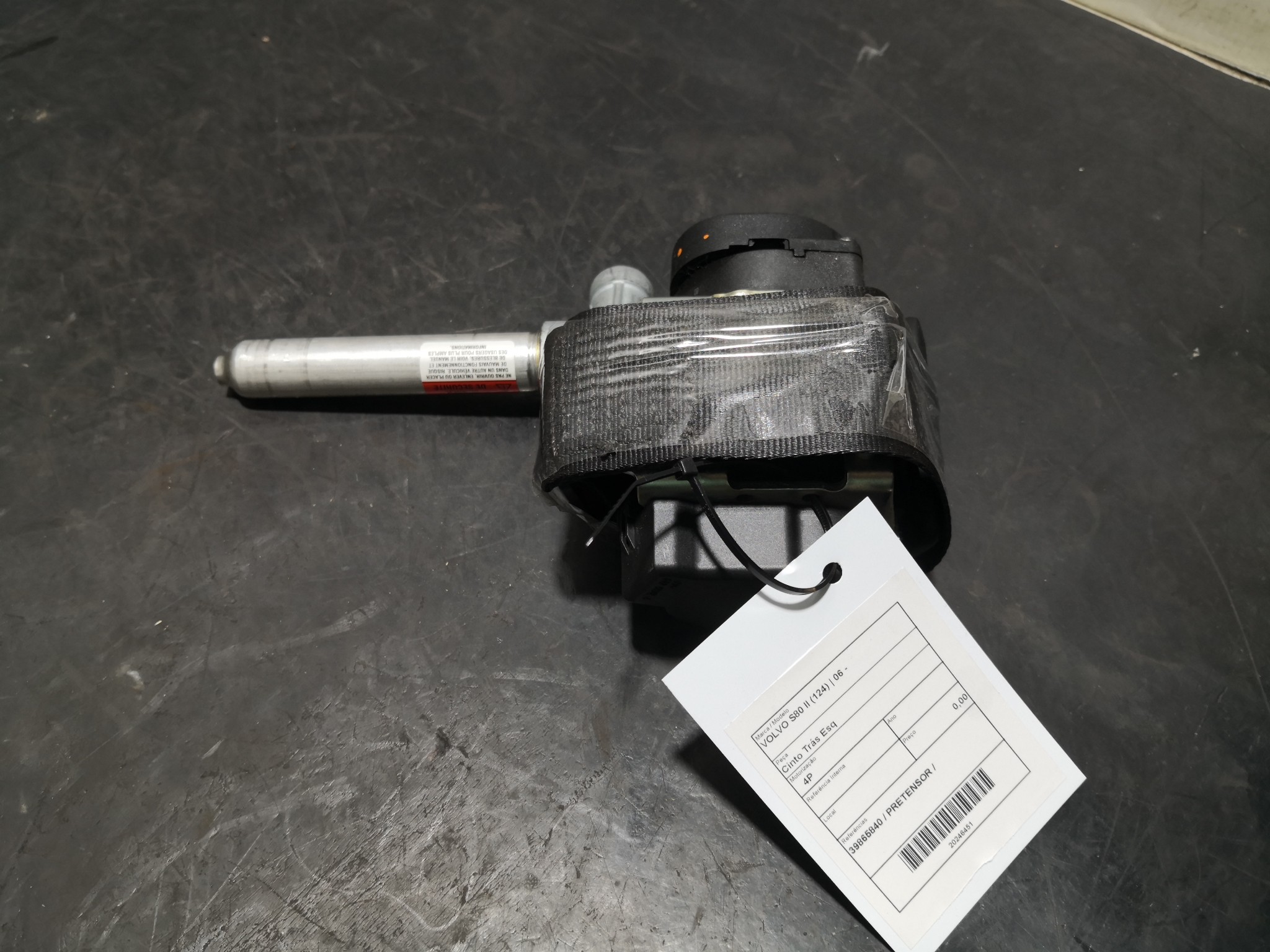 Cinto Trás Esq VOLVO - ID S_106450