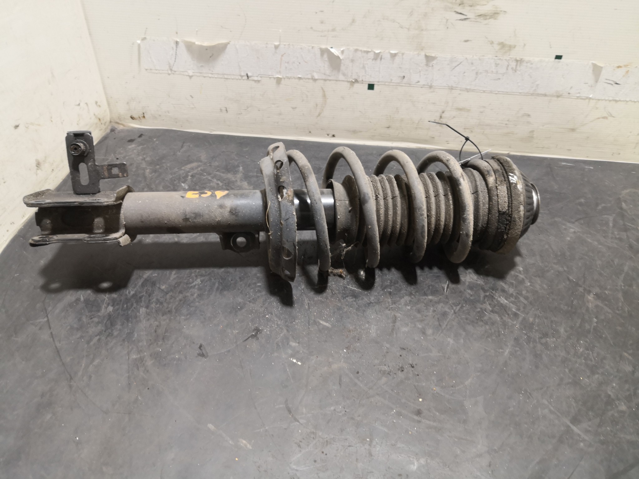 Amortecedor Frente Esq OPEL ASTRA H Combi (A04) | 04 - 14 Imagem-1